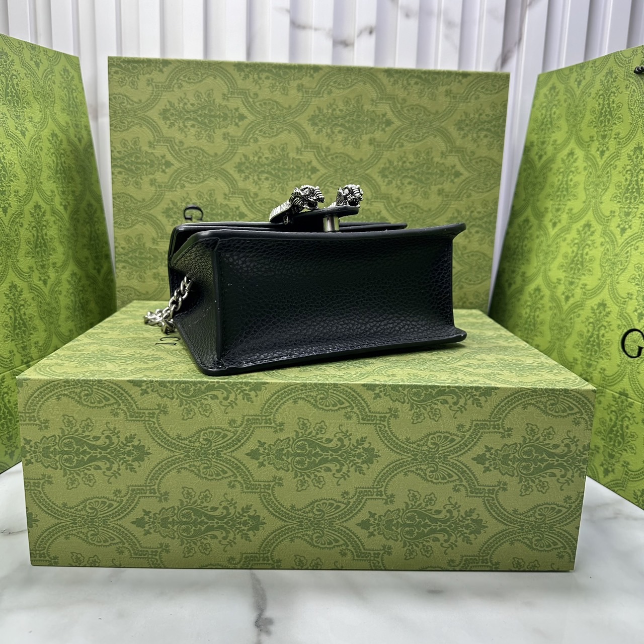 GUCCI DIONYSUS MINI TOP HANDLE BAG กระเป๋าสะพายไดโอนิซูสหรูหราเป็นเอกลักษณ์ โดดเด่นด้วยหัวเสือ เกรดออริ สลับแท้ 1:1 ใช้งานต่างประเทศได้