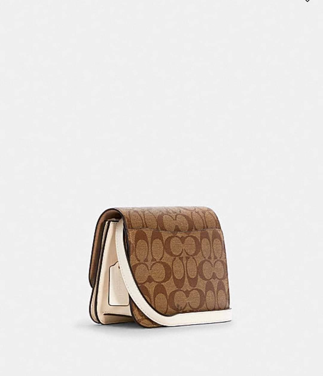 COACH MINI BRYNN CROSSBODY IN SIGNATURE CANVAS (COACH C5592)🍁สวยหรูหรา น่ารัก ด้วยลุคคุณหนู เกินเบอร์มาก!!//กระเป๋าถือ กระเป๋าสะพาย ลุคเก๋ ไซร์มินิ จะถือเป็นครัชแบบเลิศๆ หรือสะพายเป็นครอสบอดี้สุดชิลๆก็รอด// วัสดุหนังแคนวาสคุณภาพ ตกแต่งดีเทลหรูด้วย