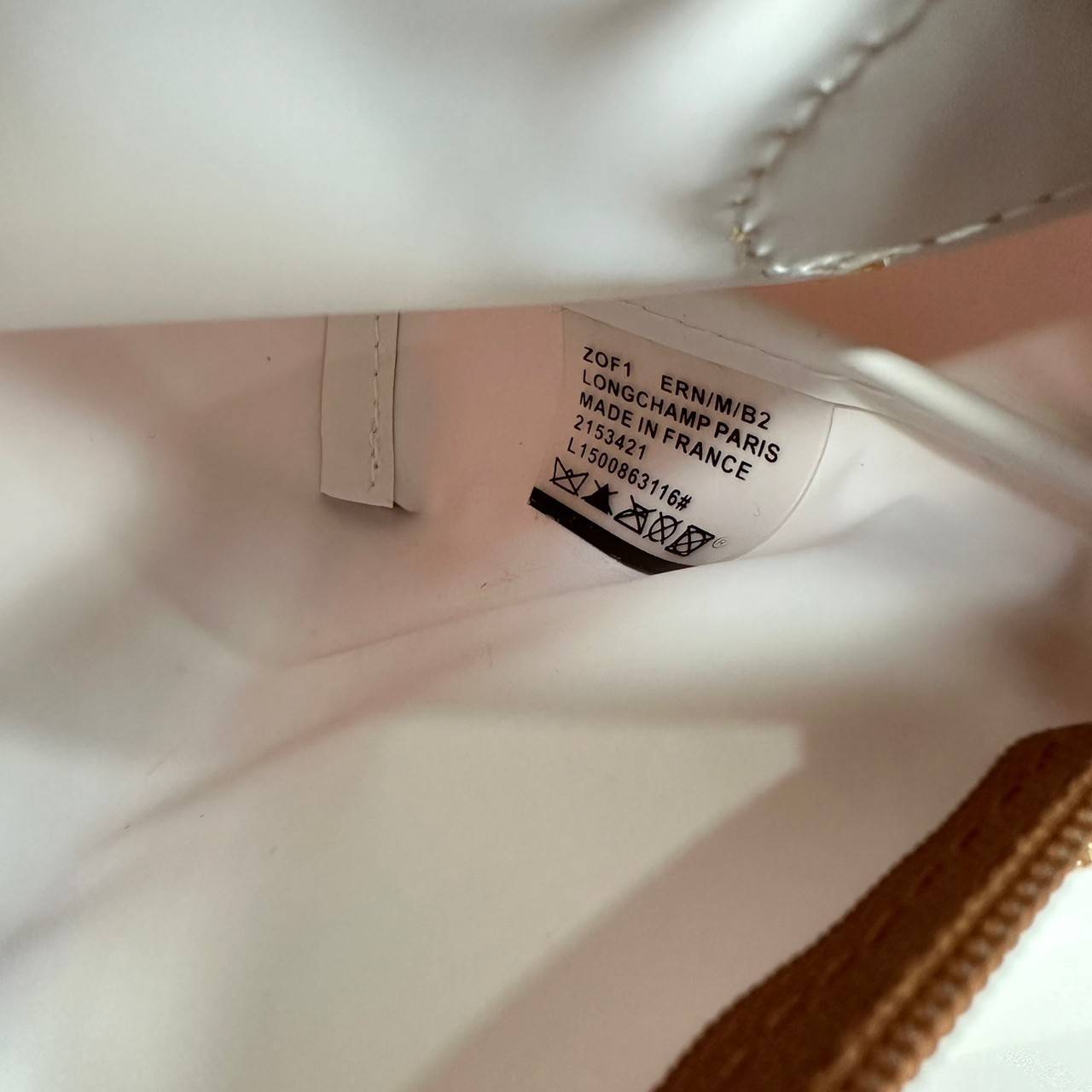 LONGCHAMP LE PLIAGE ORIGINAL Pouch with handle กระเป๋าใบเล็กขนาดกระทัดเหมาะกับใส่ของจำเป็นจุกจิก กันน้ำได้ พร้อมส่ง