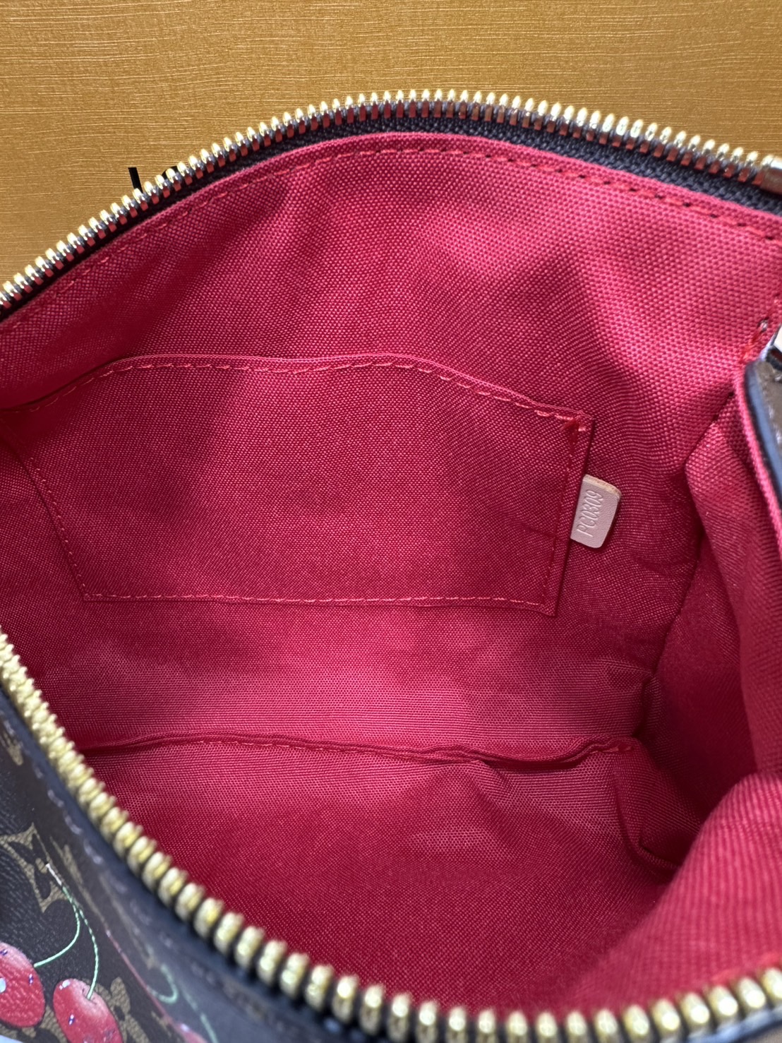 ORI หนังแท้ | LV x TM - Side Trunk MM Bag Monogram cherry canvas กระเป๋าสะพายทรงทรังค์ สะท้อนจิตวิญญาณแห่งความสนุกสนาน แสนมีชีวิตชีวา ด้วยตกแต่งลายเชอร์รี่สดใสงดงามอันเป็นเอกลักษณ์ของศิลปินชาวญี่ปุ่น