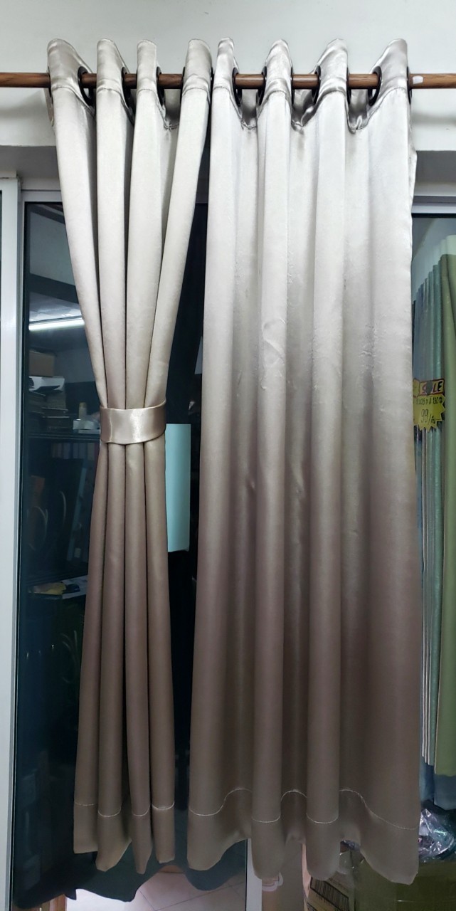 ผ้าม่าน กันแสงUV95% ผ้าม่าน รุ่นชาโด สีน้ำตาลทอง ก.130*ส.150ซม./ผืน สวยมาก เงาวาว