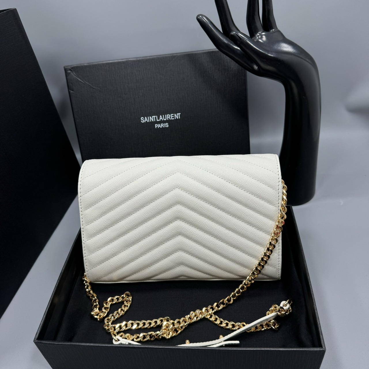 YSL Woc 9 Wallet on chain / YSL Clutch Bag 9" กระเป๋าสะพายรุ่นยอดนิยม เกรดหนังคาเวียร์สวยเต็มใบ เกรดออริ 1:1 ใช้งานต่างประเทศได้