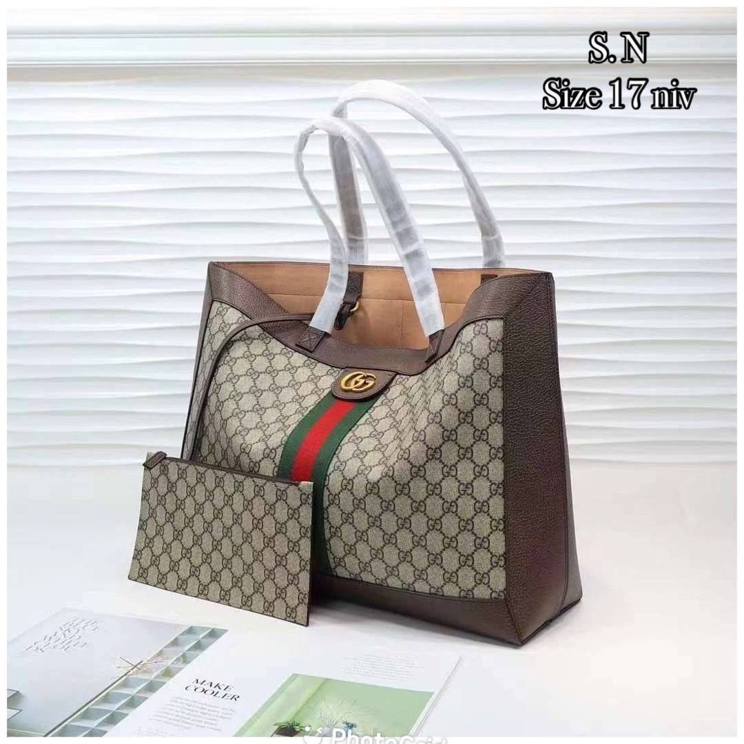 GUCCI Soft GG Supreme Ophidia Tote Bag กระเป๋าถือสะพายไหล่ทรง shopping ขนาดใหญ่จุใจคุ้มสุดๆ!! ดีไซน์เรียบง่ายสุดคลาสสิค โดดเด่นด้วยแถบผ้าสีแดงเขียวสวยเด่นเป็นเอกลักษณ์