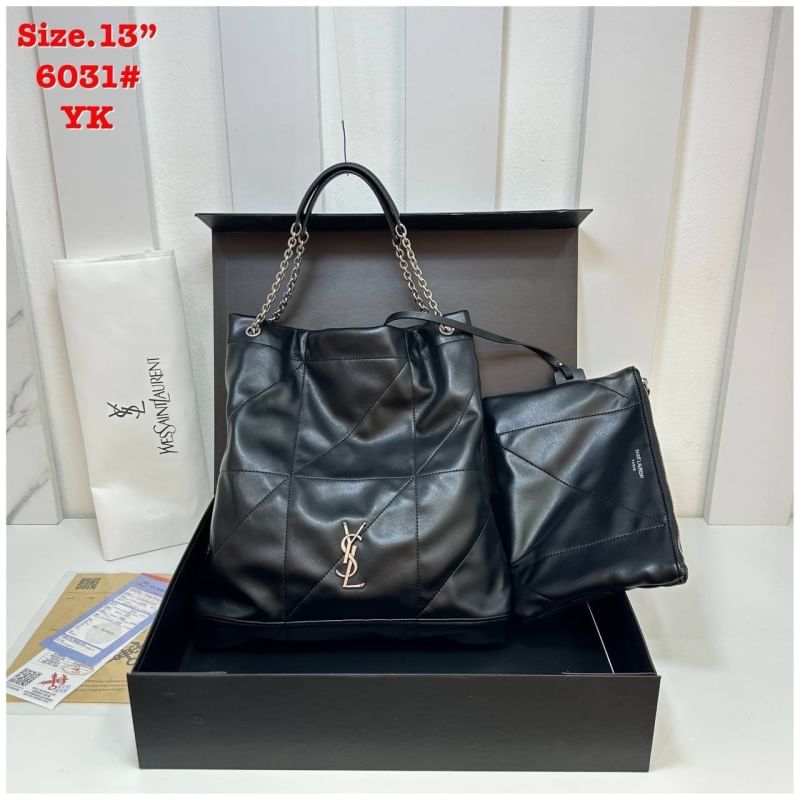 YSL JAMIE 4.3 POCHON / YSL TOTE BAG กระเป๋าสะพายทรงโท้ทรุ่นใหม่ ใบใหญ่งานหนังเต็มใบ รูปทรงใช้งานง่าย ด้านในกว้างมาก จุของได้เยอะ แถมใบลูกไว้ใส่ของจุกจิกได้อีก คุ้มค่าที่สุด