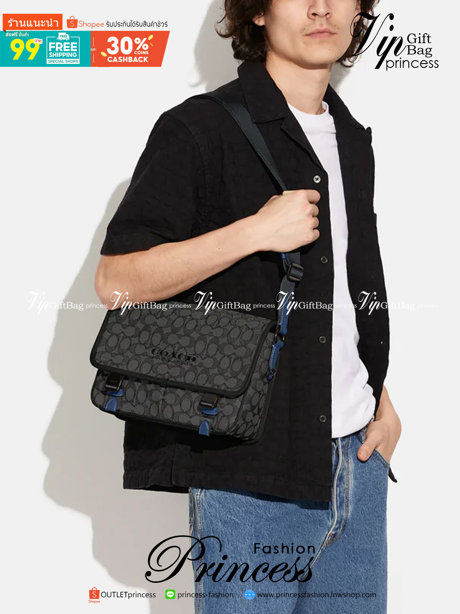 Coach C9158 League Messenger Bag Crossbody Sling Bag ใหม่ล่าสุด คอลที่หนุ่มๆก็ต้องใจละลายไม่แพ้สาวๆ กับกระเป๋าสะพายทรงแมสเซนเจอร์ ดีไซน์ทรงคลาสสิคใช้งานง่าย ดีเทลน้อยแต่มาก!! ดูดีดูแพงเกินเบอร์ไปเลย ภายในเป็นช่องโล่ง มีช่องแยก แบ่งสัดส่วนได้ดีมากๆ มาพร้อม