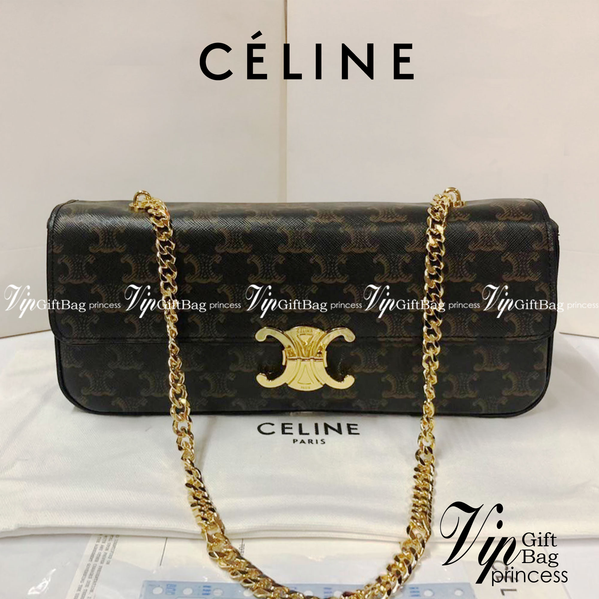 หนังแท้ CELINE TRIOMPHE CHAIN SHOULDER BAG INTRODUCING THE NEW CELINE BAG / CELINE CHAIN BAG TRIOMPHE IN SHINY CALFSKIN CELINE WOMEN WINTER 21 ก็ปังๆ ยาวๆ ไปเลยสิค่ะ งานหนังแท้ทั้งใบสวยหรู สวยมากกก เก๋มาก ต้องมีแล้วค่าา แบบใหม่ล่าสุด งานพึ่งเข้ามาน้อยน้าา