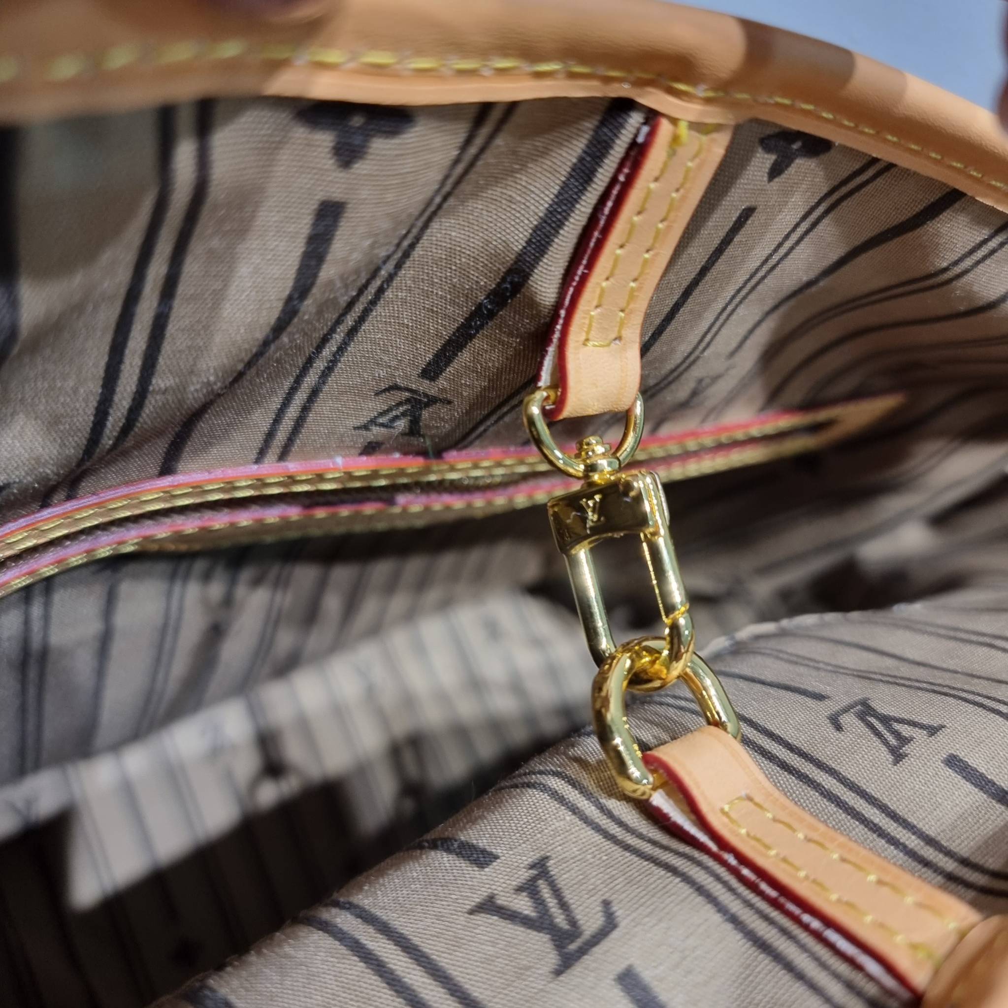 LV delightful bag / LV CARRYALL Monogram Canvas / LV Shopping Bag กระเป๋าทรงโท้ทใบใหญ่ ขนาดจุได้แบบล้นๆ สมใจใครที่มองหากระเป๋าใบโปรด