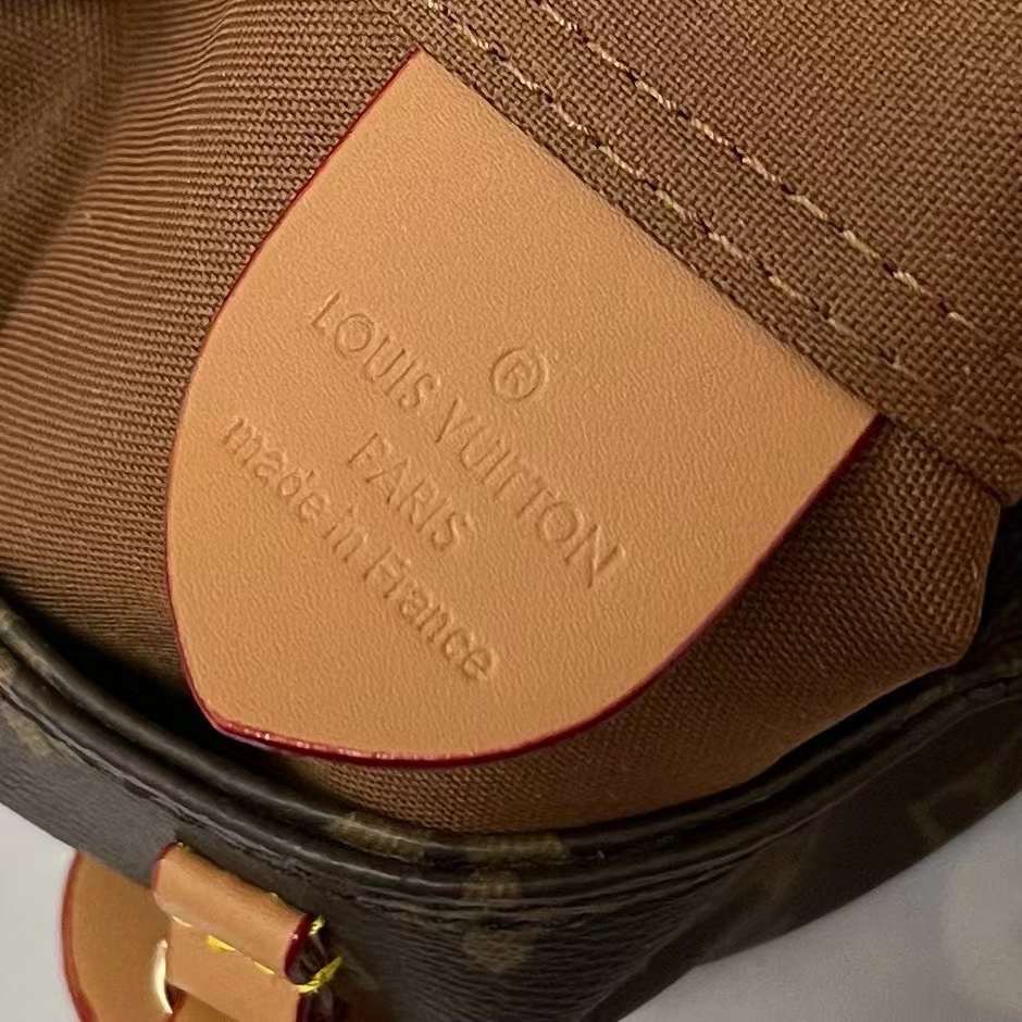 พร้อมส่ง 2 สี LV Atlantis BB Monogram Reverse กระเป๋าถือแคนวาสแต่งขอบหนังสีเข้มประดับเนมแท็ก LV เกรดออริ สลับแท้ 1:1 ใช้ต่างประเทศได้