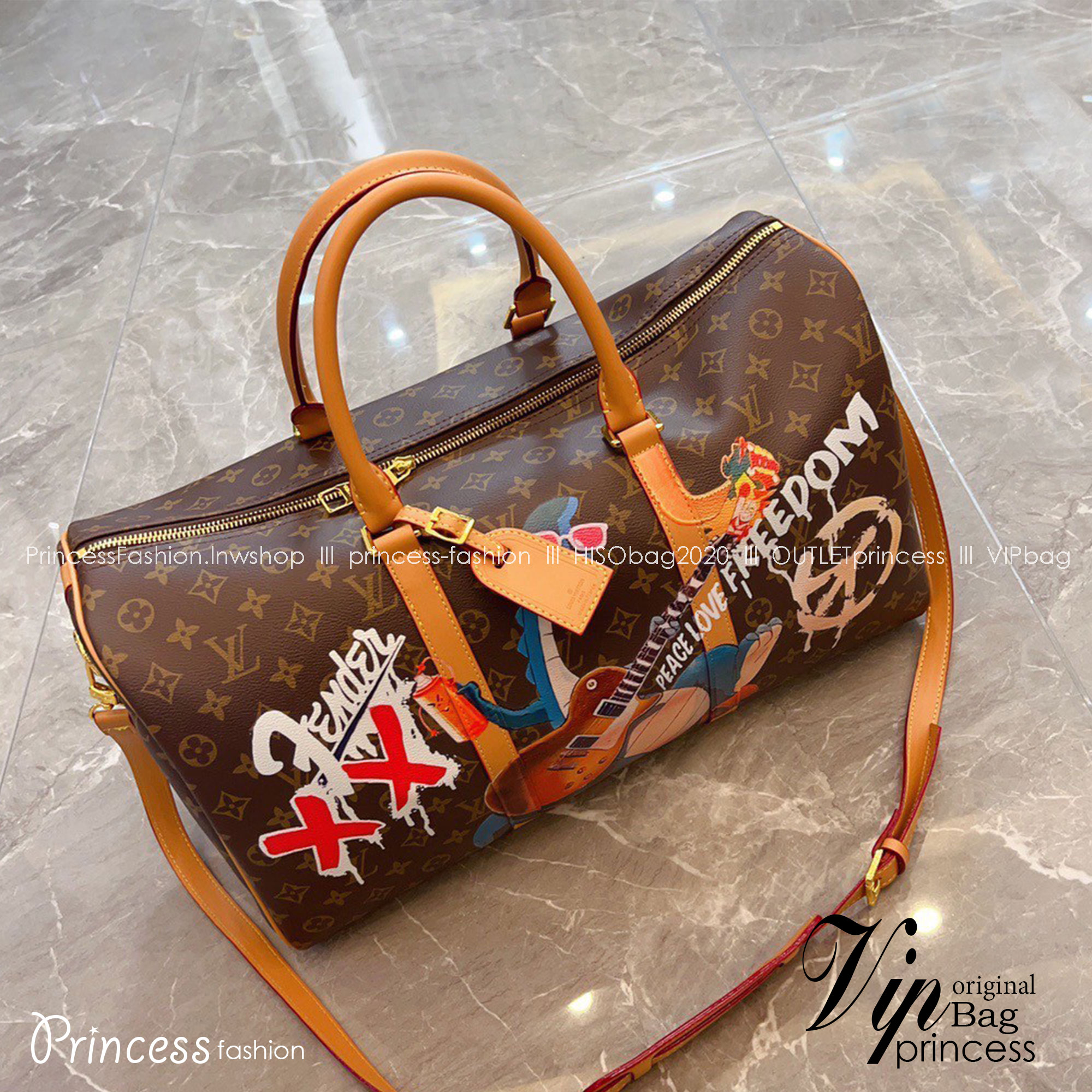 LV Keepall Bandouliere 45 / LV Travel Bag พร้อมส่ง กระเป๋าเดินทางสุดคลาสสิค ลิมิเต็ด ไอเท็มที่จะทำให้การเดินทางไม่ธรรมดาอีกต่อไป ด้วยดีเทลความเป็นเอกลักษณ์