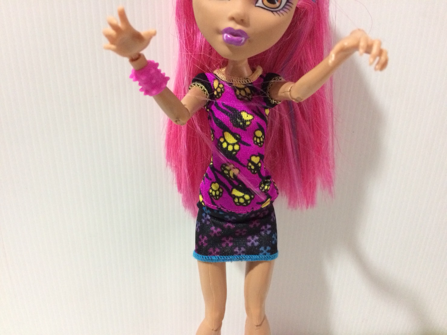 ตุ๊กตา Monster High Creepateria Howleen Wolf Doll มือสองสภาพดีค่ะ