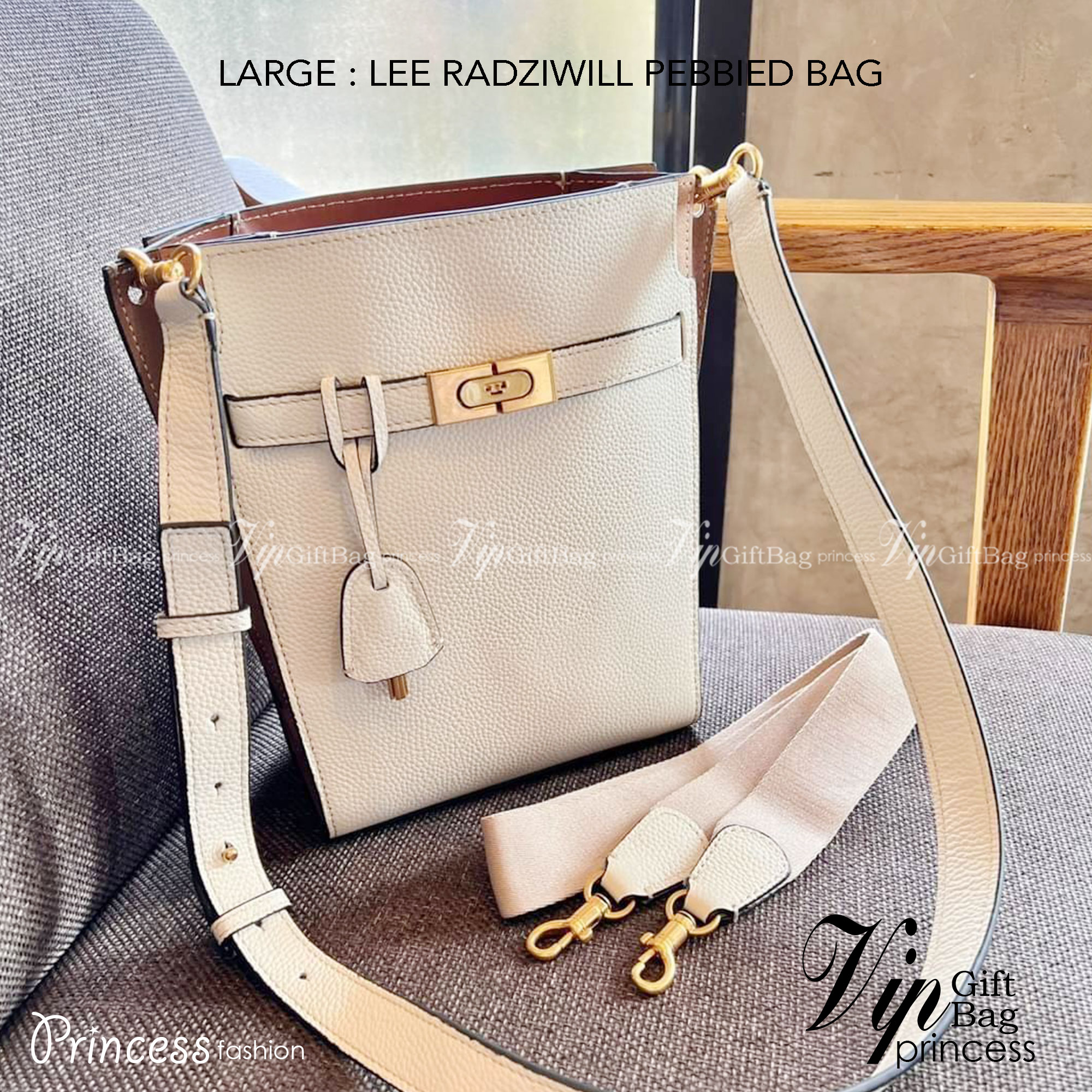Large TORY BURCH LEE RADZIWILL PEBBIED BAG ((139014)) เป็นรุ่นที่สวย หรู น่าใช้มากๆค่ะ! ลุคหรูดูดีมากๆ กับกระเป๋าสะพายข้างจากTB ใบใหญ่