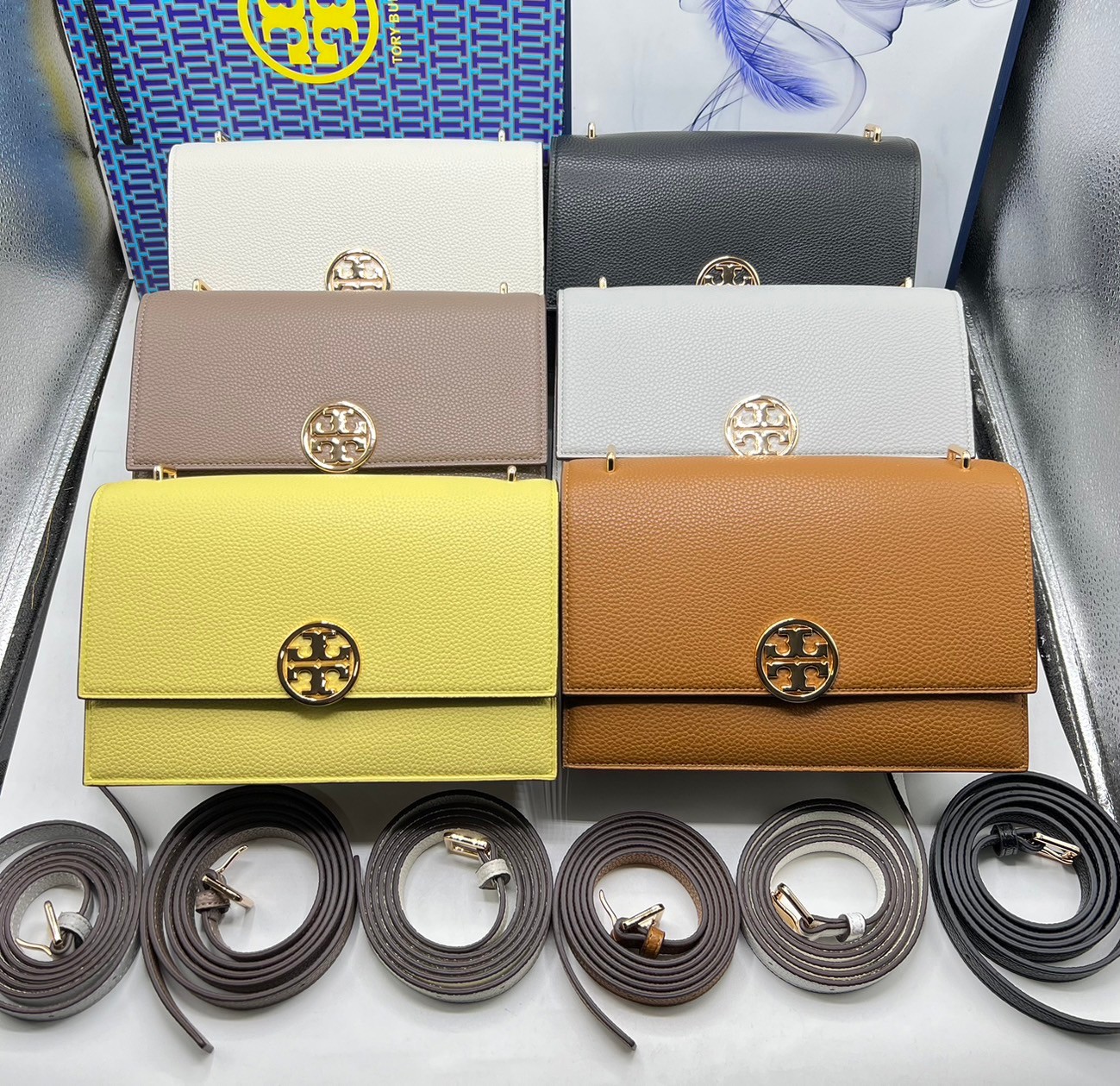 TORY BURCH MILLER LEATHER SHOULDER BAG กระเป๋าสะพายสวยหรู ผู้ดีทุกสี สายถอดได้ ถือเป็นคลัชได้ เกรดออริ สลับแท้ 1:1 ใช้งานต่างประเทศได้