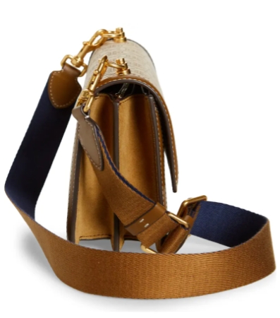 สีใหม่ Hazelnut Large Size TORY BURCH T Monogram jacquard shoulder bag ฮอตไอเท็ม ที่สาวๆเค้ารู้กัน!! กระเป๋าสะพายไหล่ ดีไซน์ทรงสวย คลาสสิคแฝงความหรู วัสดุผ้า jacquard ตัดขอบด้วยหนังแท้ เปิด-ปิดด้วยกระดุมแม่เหล็ก ใช้งานง่าย ภายในโล่งกว้าง แบ่งสัดส่วนสวย ใส