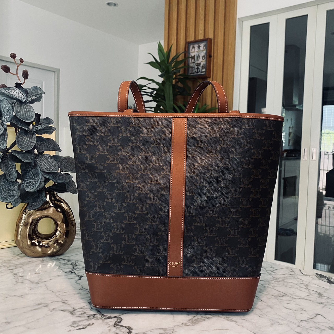 CELINE Cabas in triomphe canvas tote Bag กระเป๋าสะพายทรงโท้ทใบใหญ่ รุ่นยอดนิยม แคนวาสแท้ปั้มลายคมชัด งานสวยหรูคลาสสิคไม่มีเอ้าท์