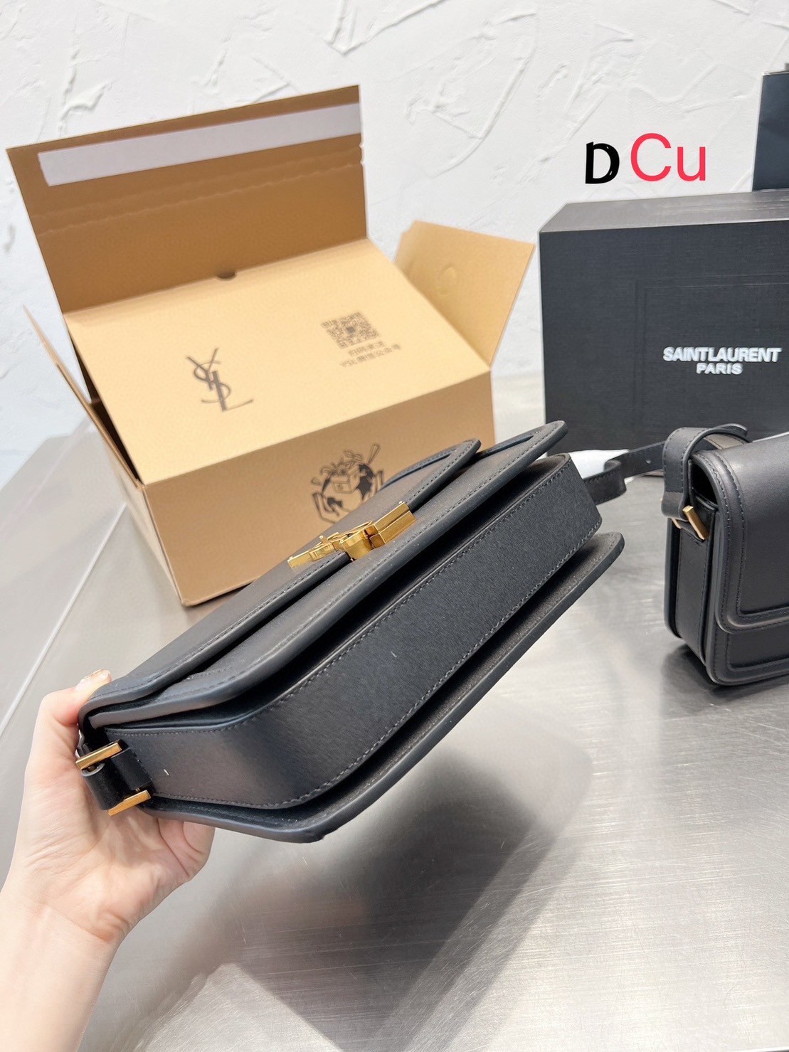 YSL Solferino Leather Crossbody Bag / YSL Solferino Bag พร้อมส่ง 3สี 3ไซส์ กระเป๋าสะพายรุ่นฮิตขายดี ทรงสวยคลาสสิค ใช้ได้บ่อยไม่มีเบื่อ ดีไซน์เรียบหรู ดูแพง **รอบนี้จัดราคาพิเศษสุดคุ้ม งานสวยเกินราคาค่ะ