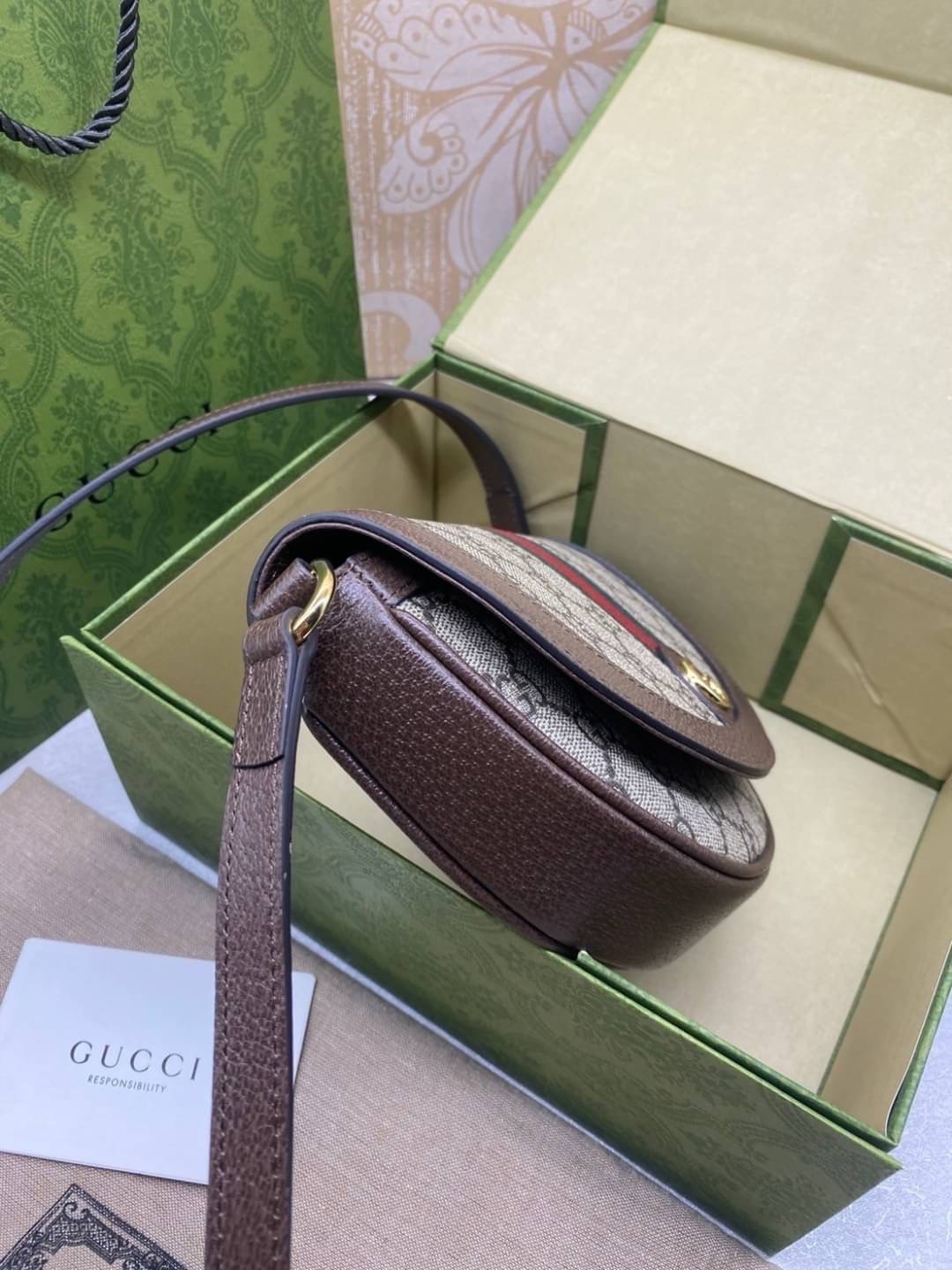 GUCCI OPHIDIA MINI GG SHOULDER BAG กระเป๋าสะพายทรงครึ่งวงกลมผสมผสานกับดีไซน์ร่วมสมัย เกรดท็อปออริจินอล 1:1 สลับแท้ หนังแท้ผสมแคนวาส ใช้งานต่างประเทศได้