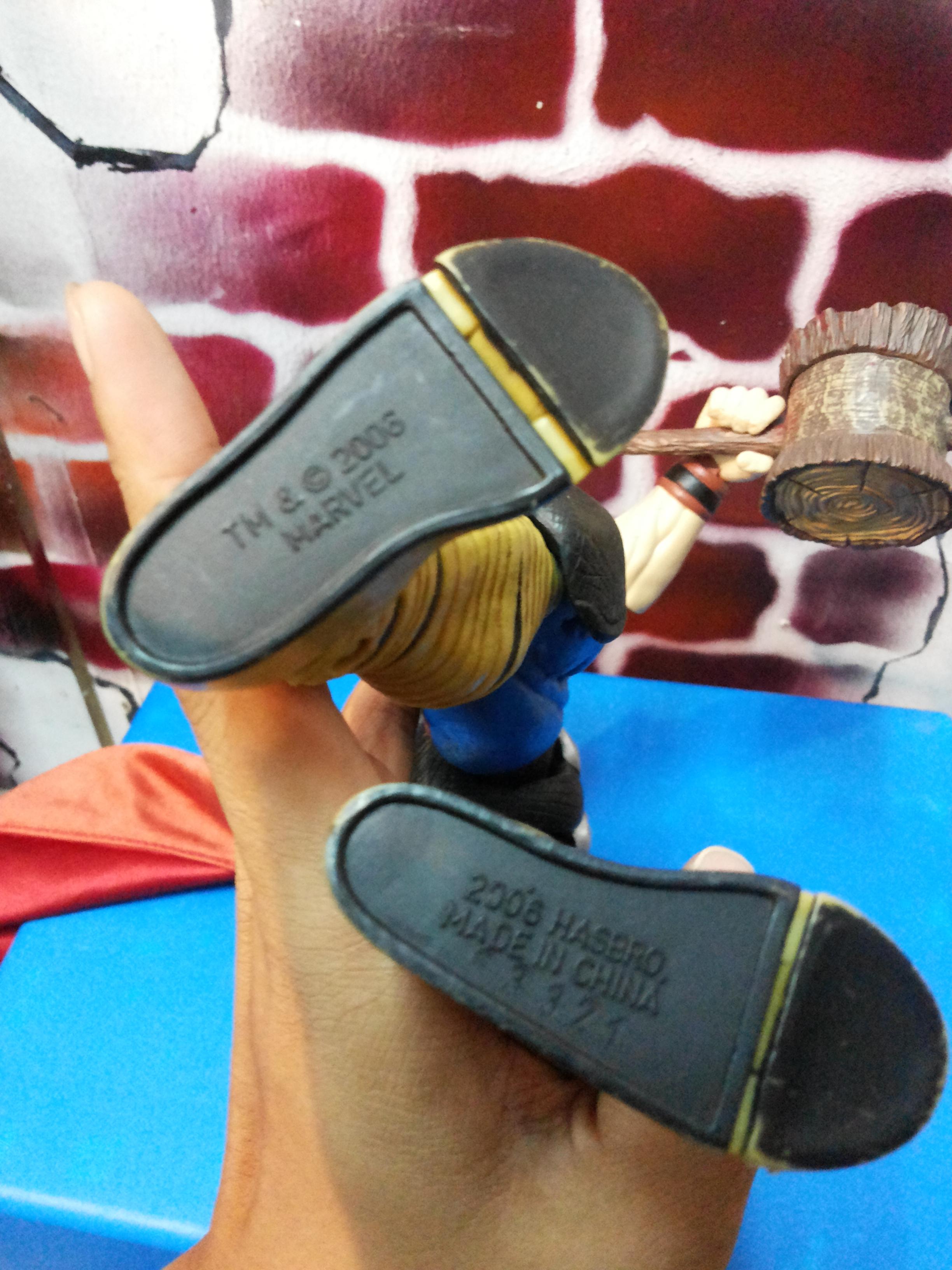 2006 Marvel Legends Thor Figure 12" โมเดลซุปเปอร์ฮีโร่มือสองสภาพดีค่ะ