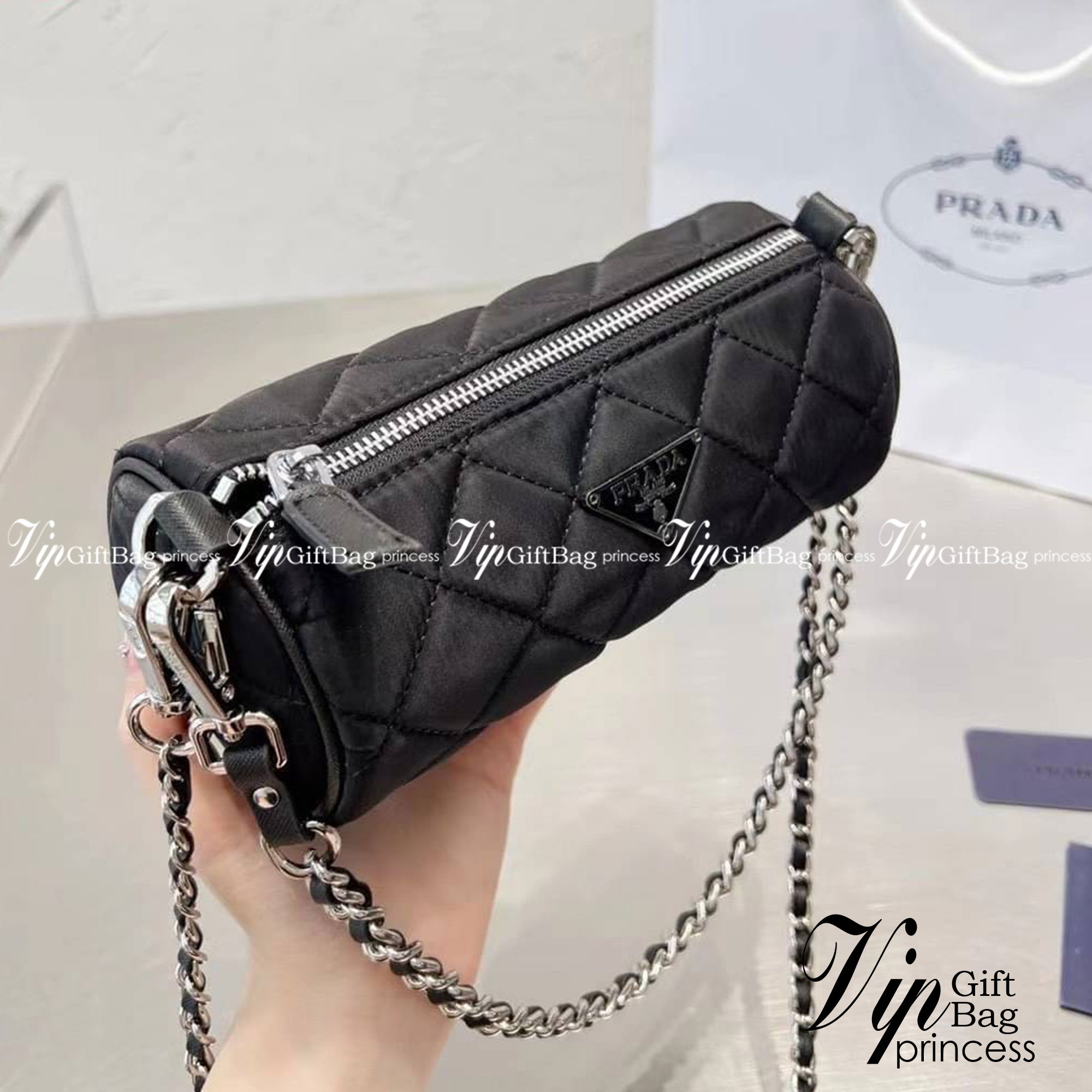 PRADA Tessuto Cylinder Mini Bag / Prada Mini Nylon Cylinder Bag กระเป๋าสะพายทรงกระบอกไซส์มินิ น้ำหนักเบา ดีไซน์ทันสมัย