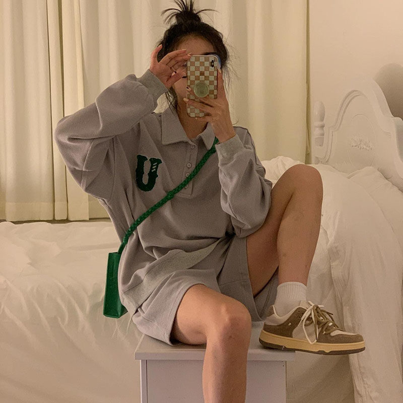พร้อมส่ง 🥐🐮 Grey tops เสื้อแขนยาวผ้าคอตตอนเนื้อดีใส่สบายสีเทา (IN36390)