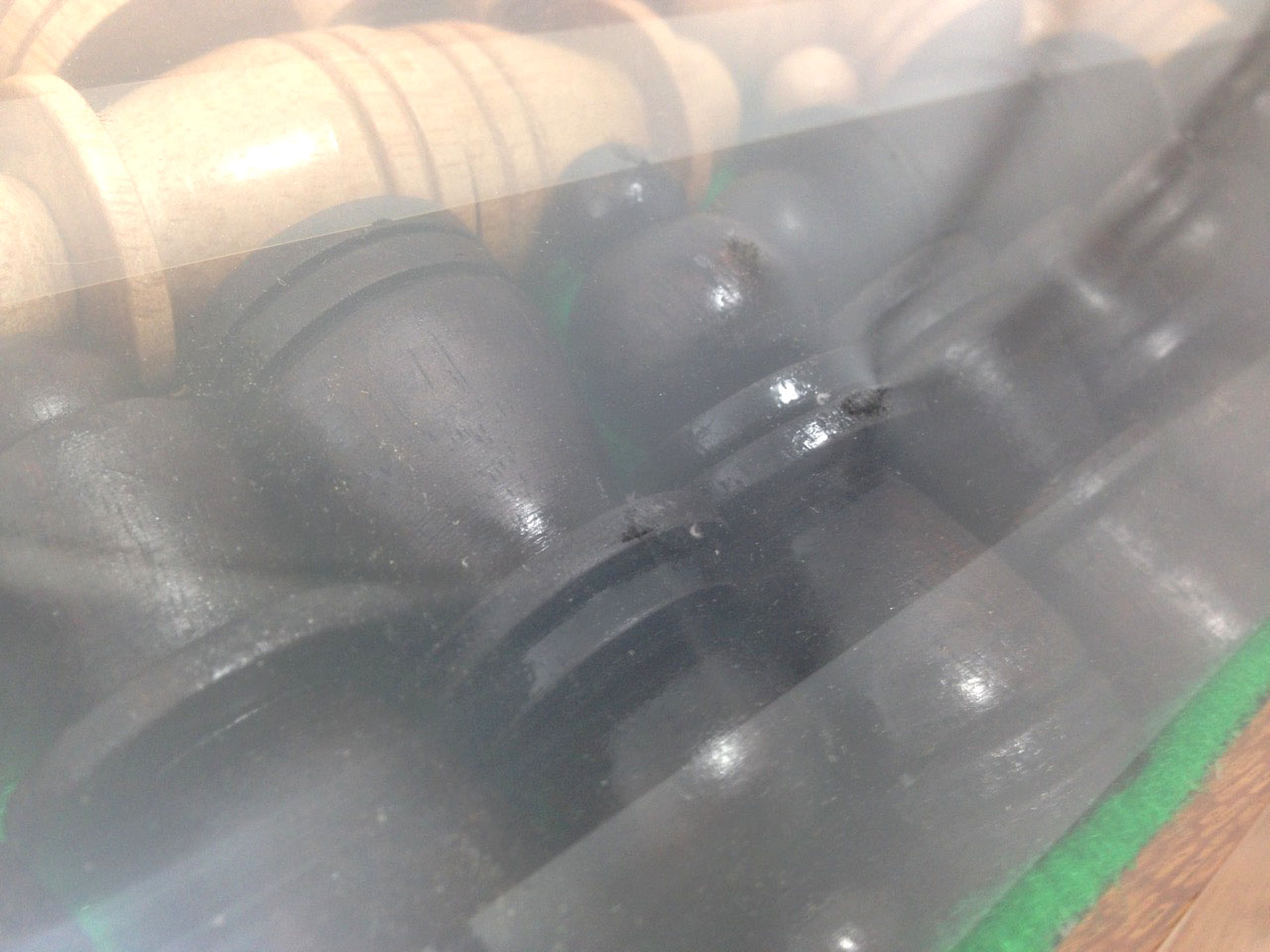 ชุดกระดานหมากรุกสากลไม้ก้ามปูพกพาพร้อมตัวหมากชุดใหญ่ (ขนาด38.5x42 cm)