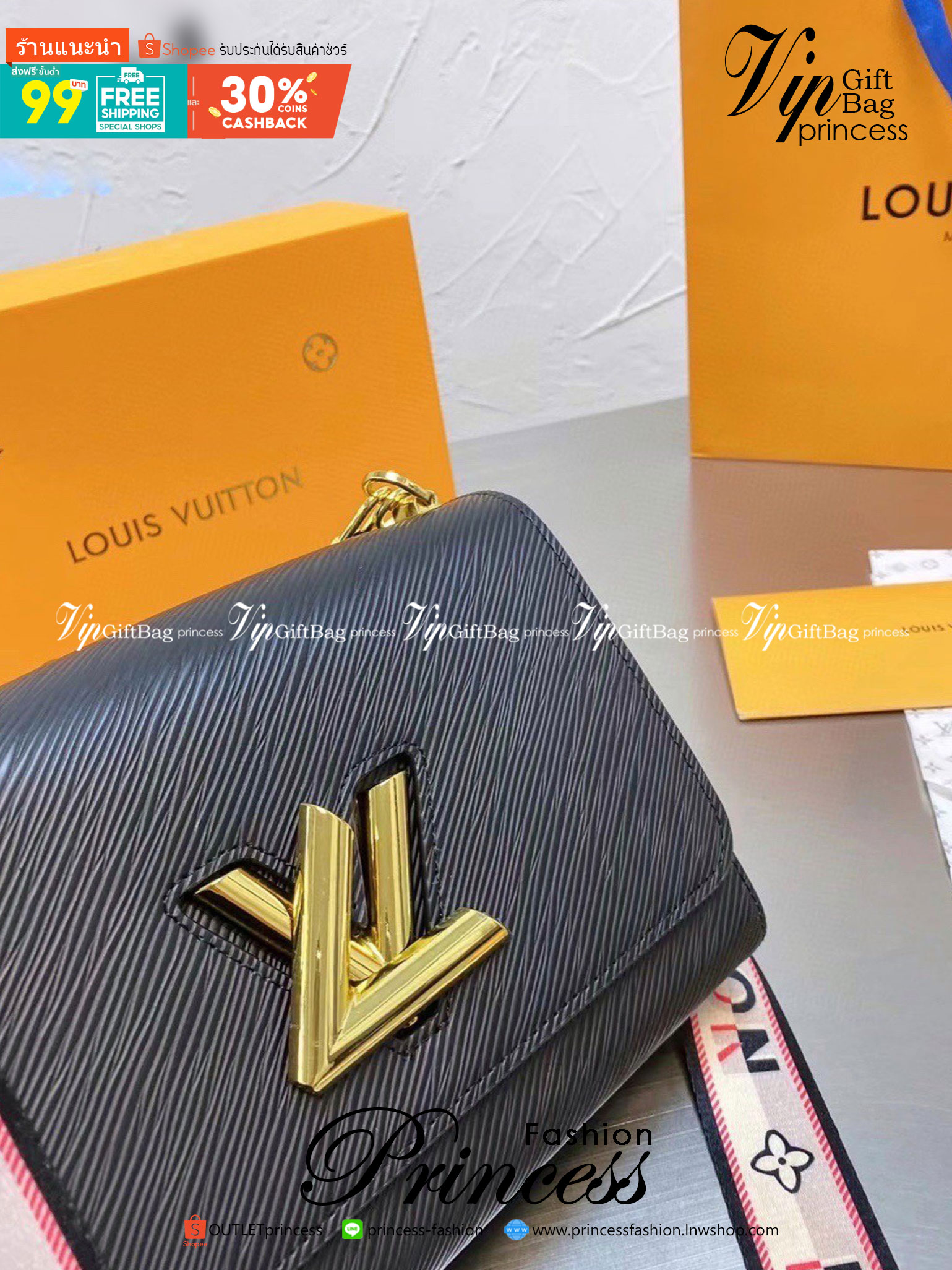LOUIS VUITTON Twist Shoulder Bag MM / LV Twist MM ที่สุดของความสวยคลาสสิคย้อนยุค กระเป๋าสะพายที่มีลูกเล่น เพิ่มดีเทลให้น่าใช้งาน ด้วยสายสะพายแบบสปอร์ต ที่ปรับเปลี่ยนใช้ได้หลากหลาย วัสดุหนัง epi สวยคม ทนทาน ลวดลายเส้นไม้ แบบไม่มีใครซ้ำ เลิศๆไปอีกกับโลโก้สี