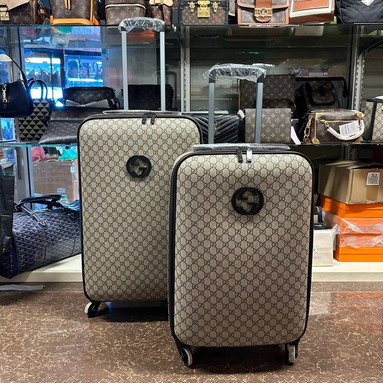 Gucci GG wheel suitcase / GUCCI Luggage / GUCCI Travel Rolling Luggage Suitcase Trolley Wheel Case Bag Unisex กระเป๋าเดินทางล้อลากใบใหญ่ 30 / 26 นิ้ว ภาพถ่ายจากงานขายจริง ใช้งานต่างประเทศได้