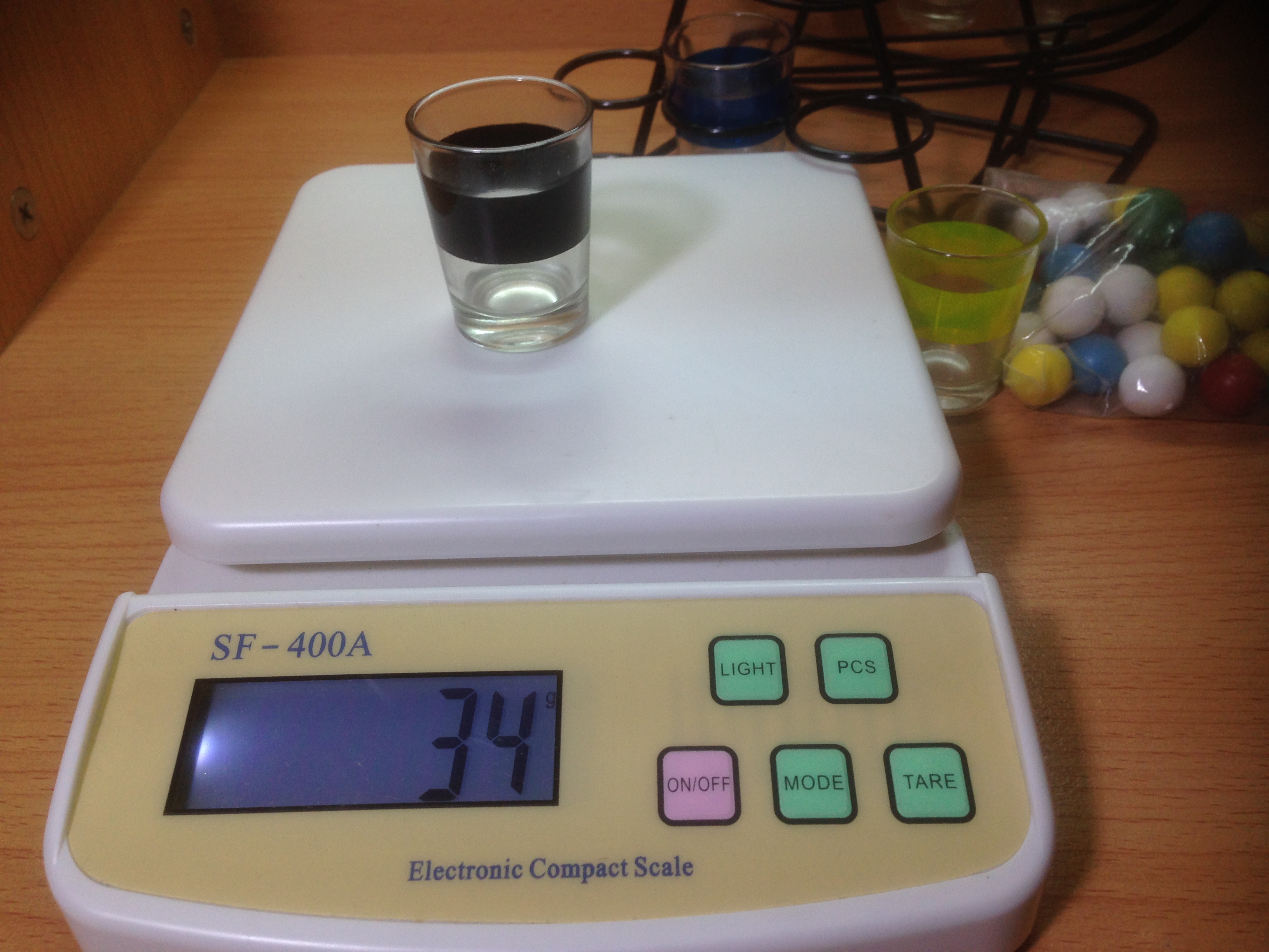 บิงโก้นักดื่มแบบคันโยกหมุน