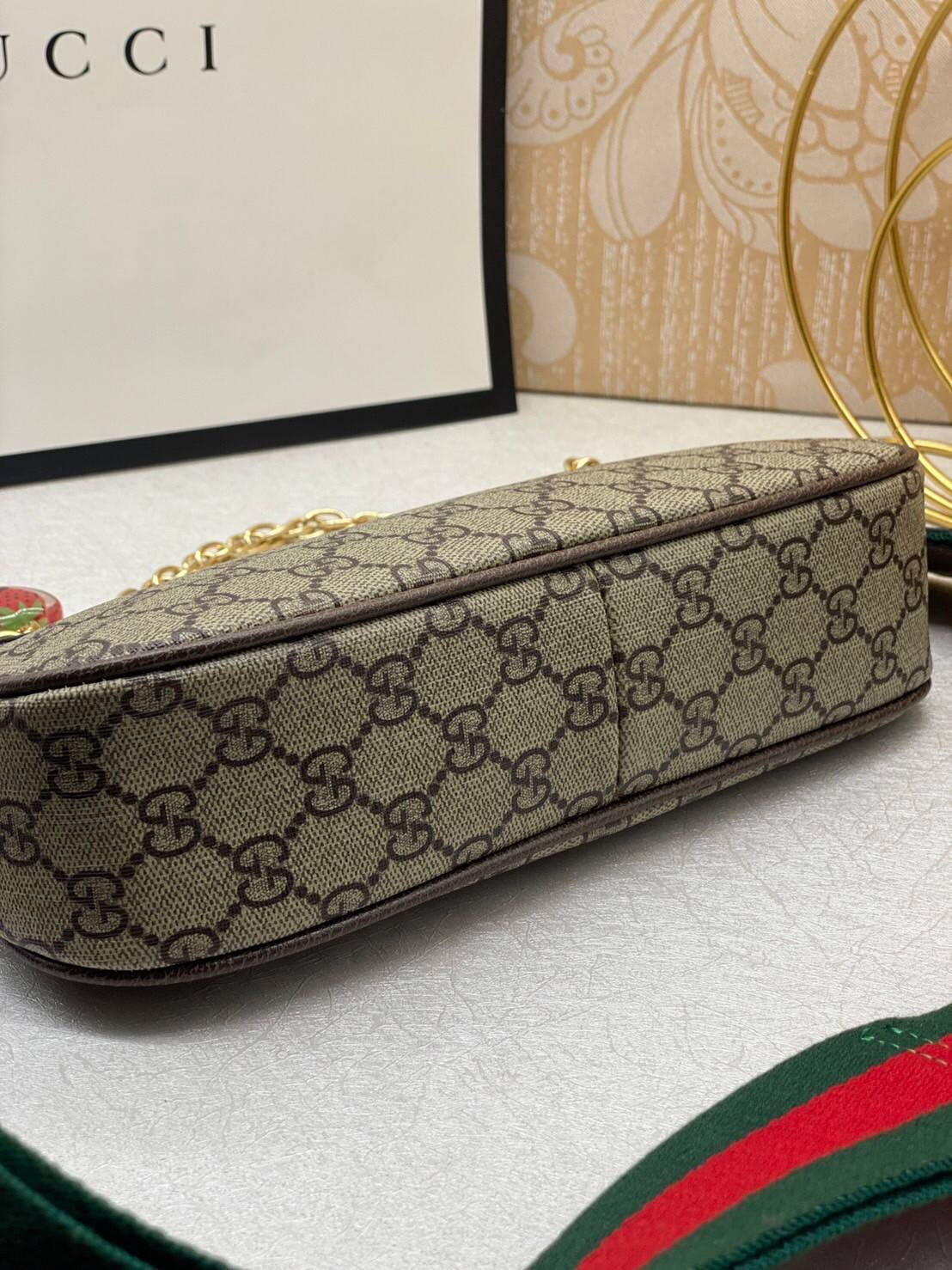 GUCCI Ophidia small handbag strawberry เกรดออริจินอล งานสวยตรงปก ภาพถ่ายจากงานขายจริง ใช้งานต่างประเทศได้