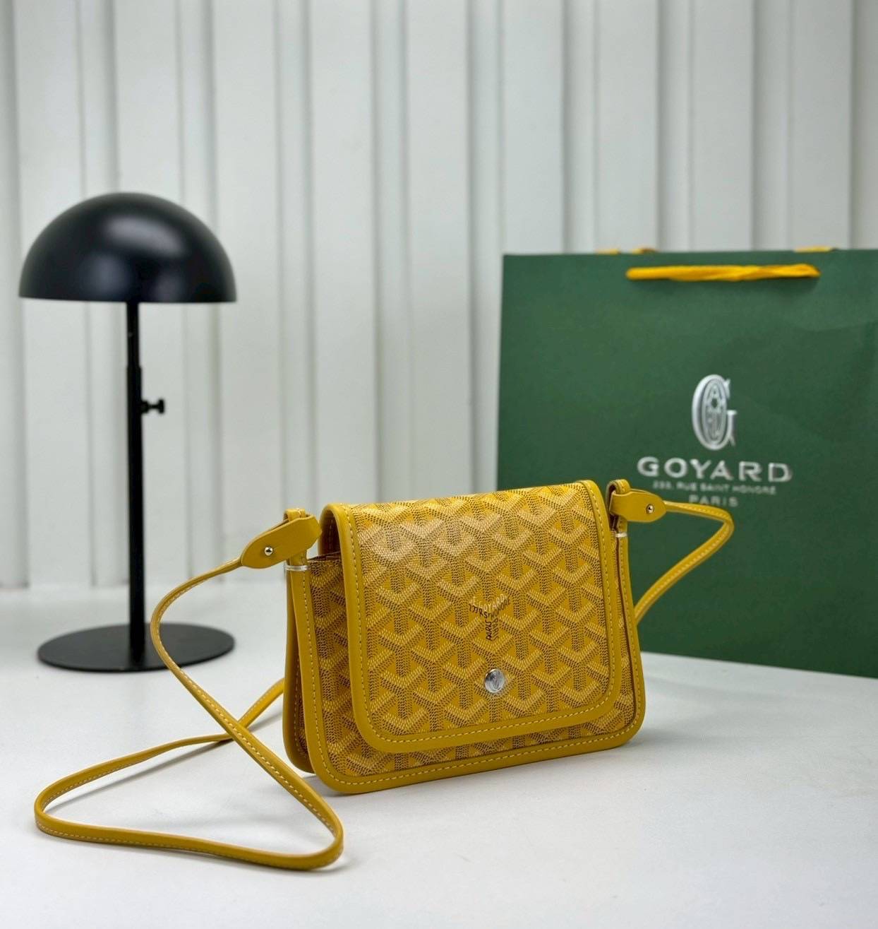 10 สี ORI หนังแท้ | GOYARD Plumet pouch-wallet กระเป๋าสะพายใบเล็กกะทัดรัด ดีไซน์กระเป๋าสตางค์ Plumet ดีไซน์มาพร้อมช่องใส่เหรียญ ธนบัตร และบัตรต่างๆ สามารถสะพายไหล่เป็นกระเป๋าสะพายข้างได้เหมือนกระเป๋าใบเล็ก