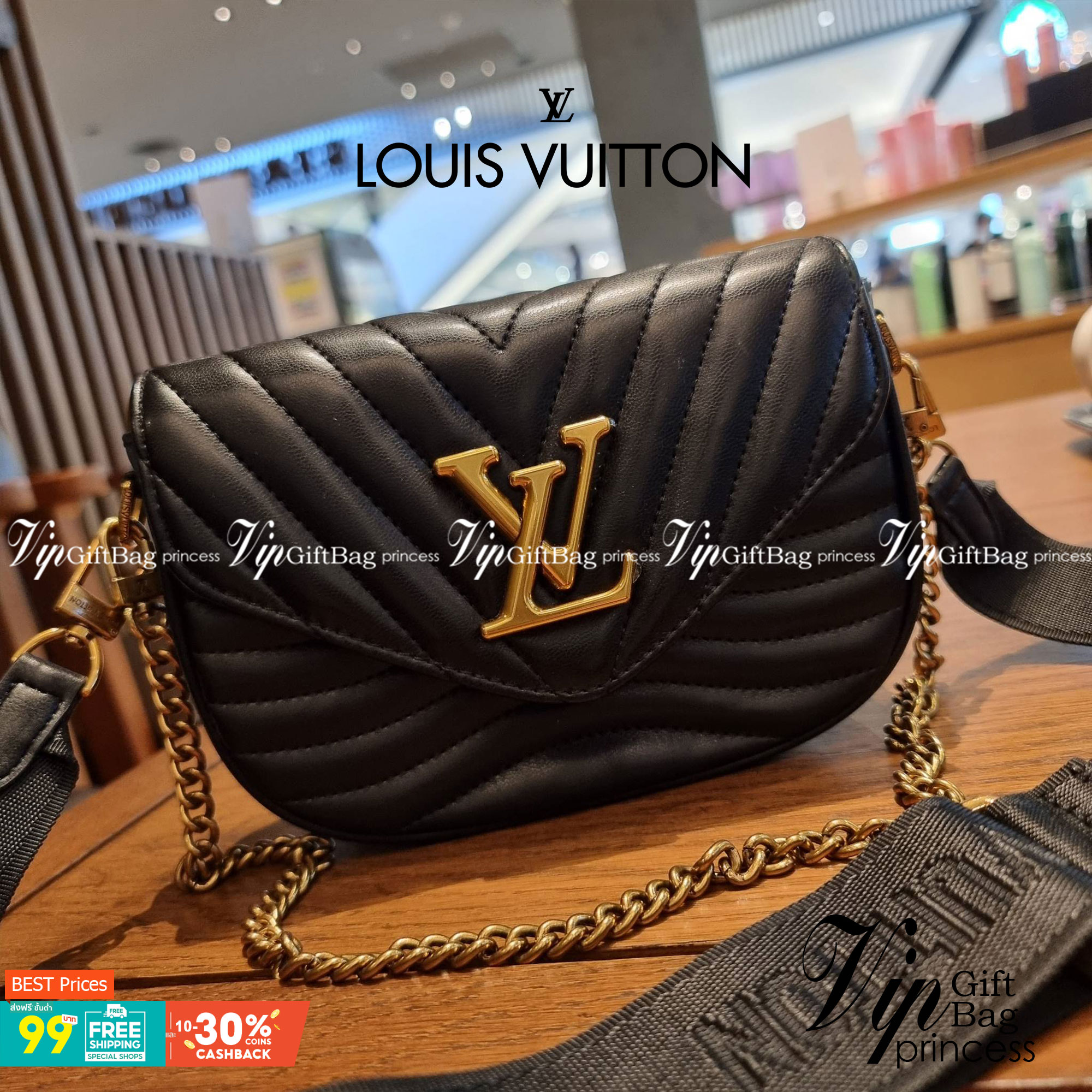LV new wave pochette multi bag กระเป๋าสะพายมัลติฟังก์ชั่น สุดหรู มาพร้อม box set รับรองว่าดีงาม ลูกเล่นคลาสสิคผสานความวินเทจ มีสายสะพายให้ 2 เส้น และกระเป๋าใบลูก เล็กน่ารัก วัสดุหนังแท้ ภายในเป็นช่องโล่ง แบ่งสัดส่วนมีช่องย่อย ใบนี้ปรับใช้ได้หลายสไตล์ ลุคไ