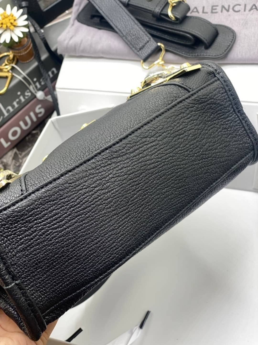 VIP 】หนังแท้ BALENCIAGA Classic City Mini Shoulder Bag พร้อมส่งที่ไทย