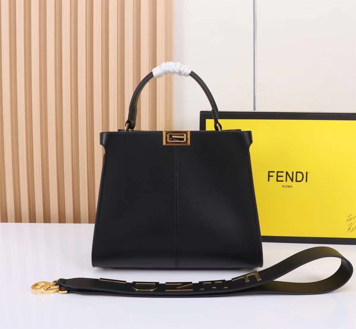 พร้อมส่ง 3 สี FENDI Peekaboo X-Lite Medium กระเป๋าสะพาย 🧡 เกรดออริจินอล 1:1 สลับแท้
