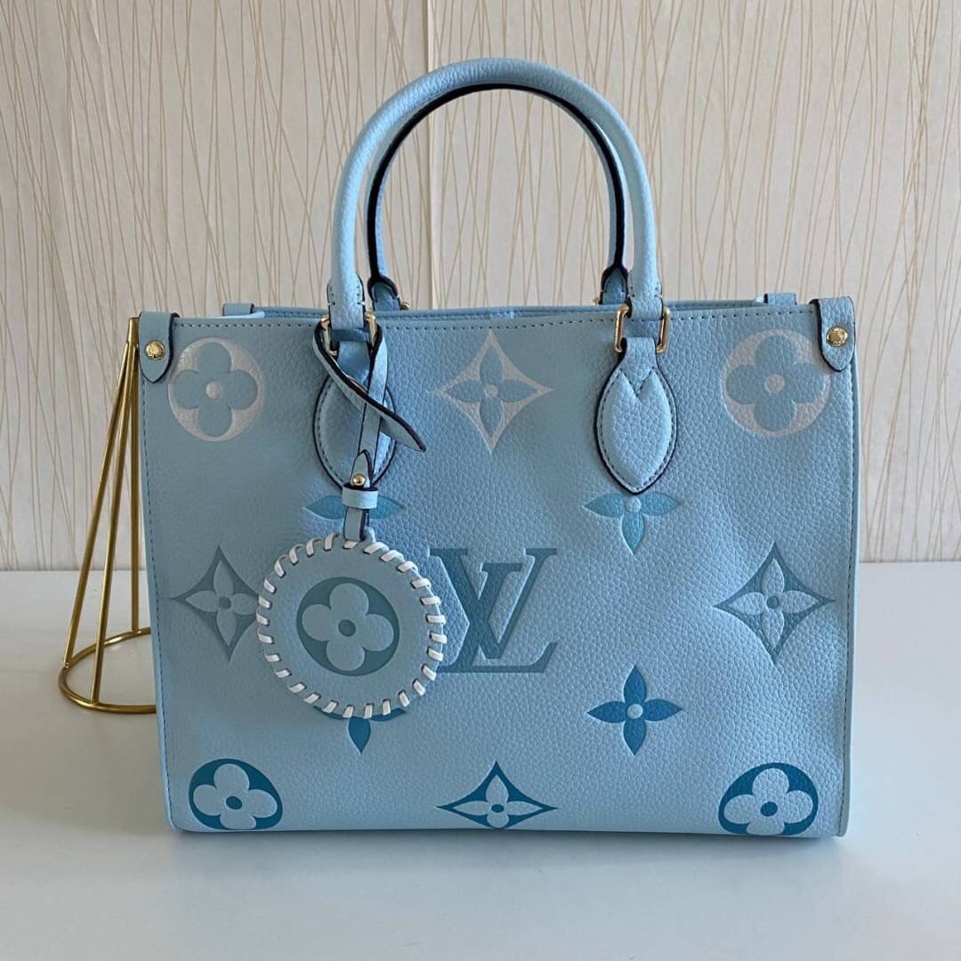 พรีเมี่ยมกิ๊ฟแท้ 100% 】พร้อมส่งที่ไทย!! ที่นี่ที่เดียว Louis Vuitton Shopping Bag Pastel Collection งานหนังแท้ทั้งใบ สีพาสเทลสวยละมุนมากค่ะ มีจำนวนจำกัดนะคะ