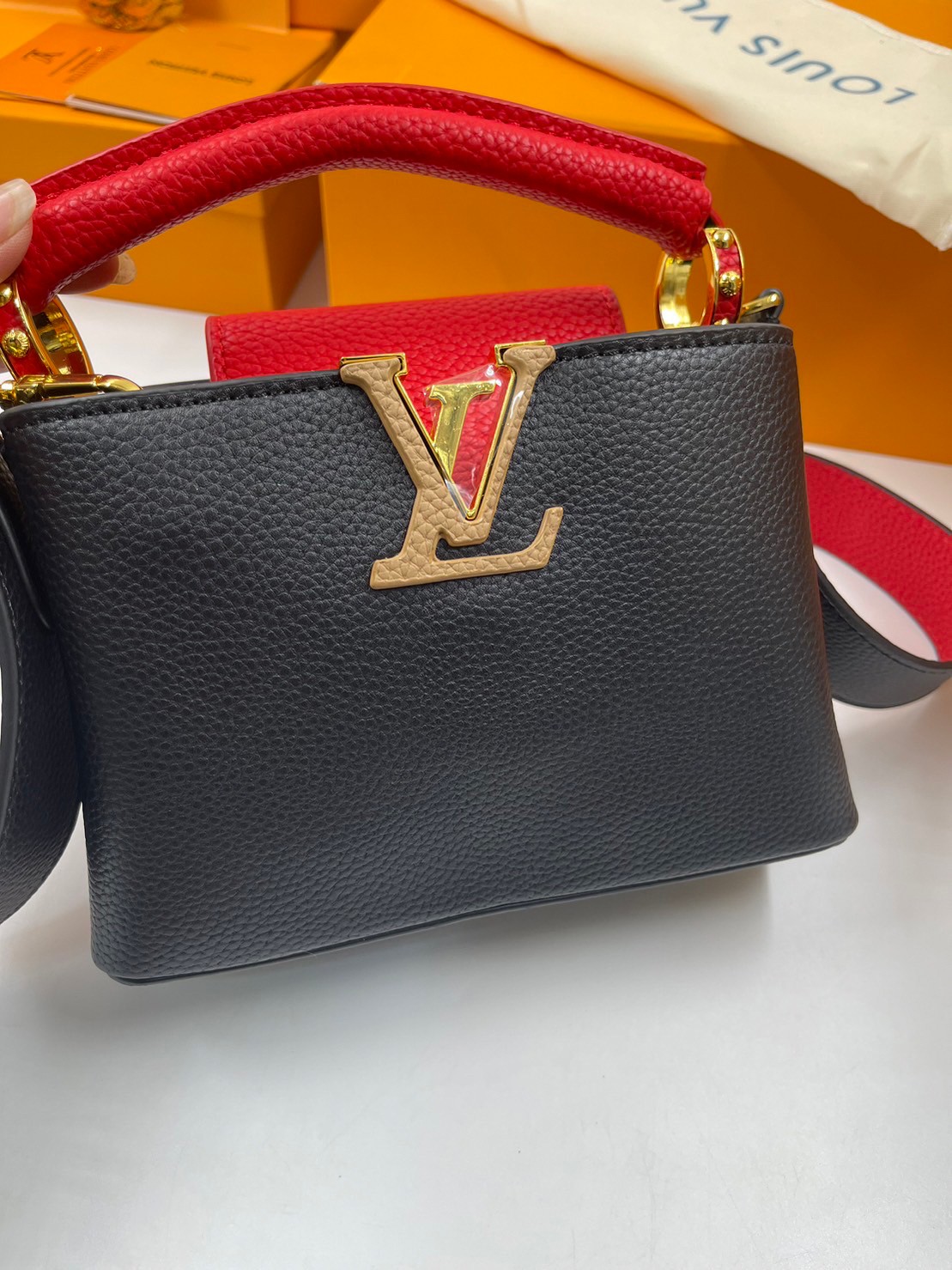 LV BB Capucines Python Handbags / LV Capucines BB Taurillon Leather 20cm พร้อมส่ง 6 สี **สินค้าเกรดออริจินอล 1:1 สลับแท้ ใช้งานต่างประเทศได้