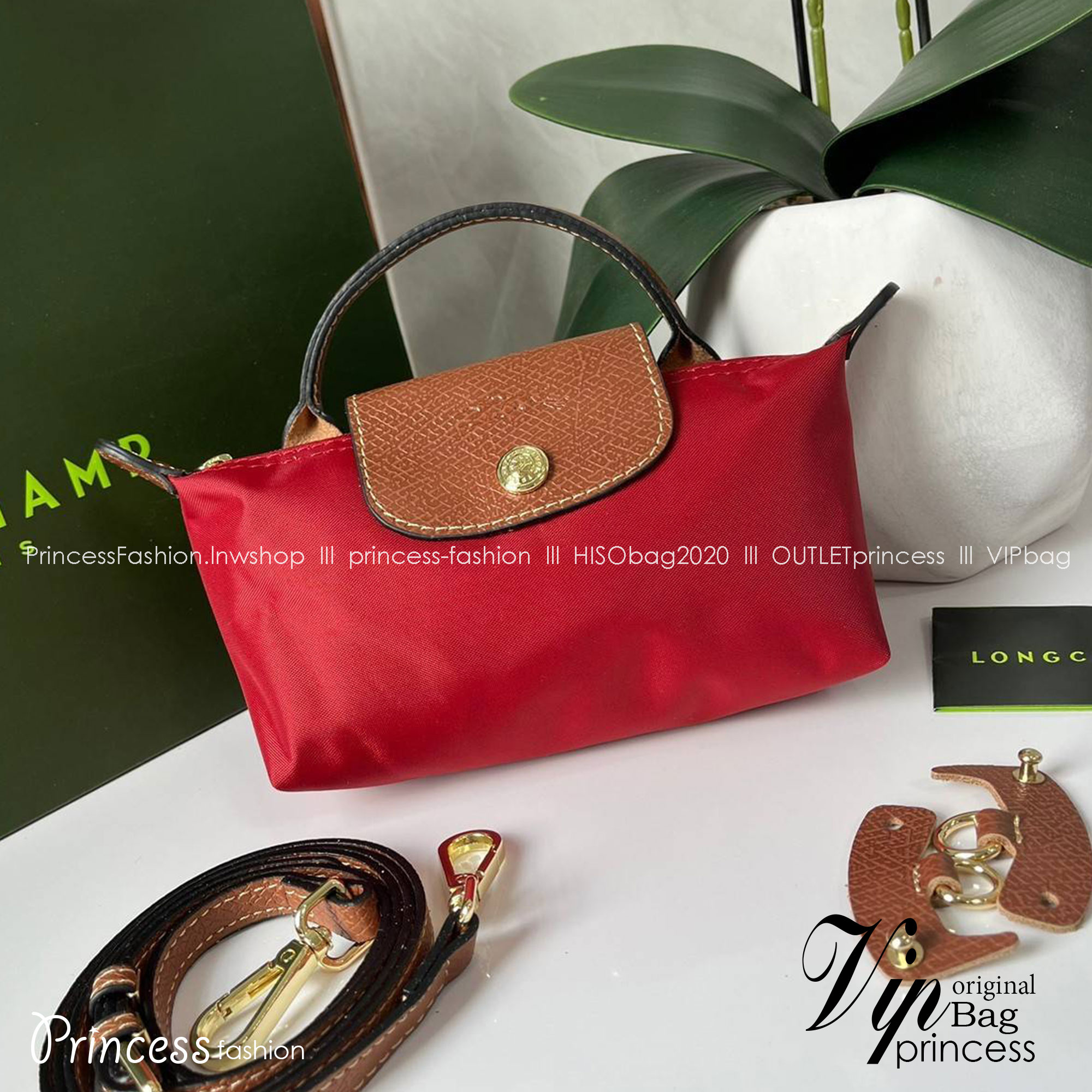 LONGCHAMP LE PLIAGE ORIGINAL Pouch with handle กระเป๋าใบเล็กขนาดกระทัดเหมาะกับใส่ของจำเป็นจุกจิก กันน้ำได้ พร้อมส่ง