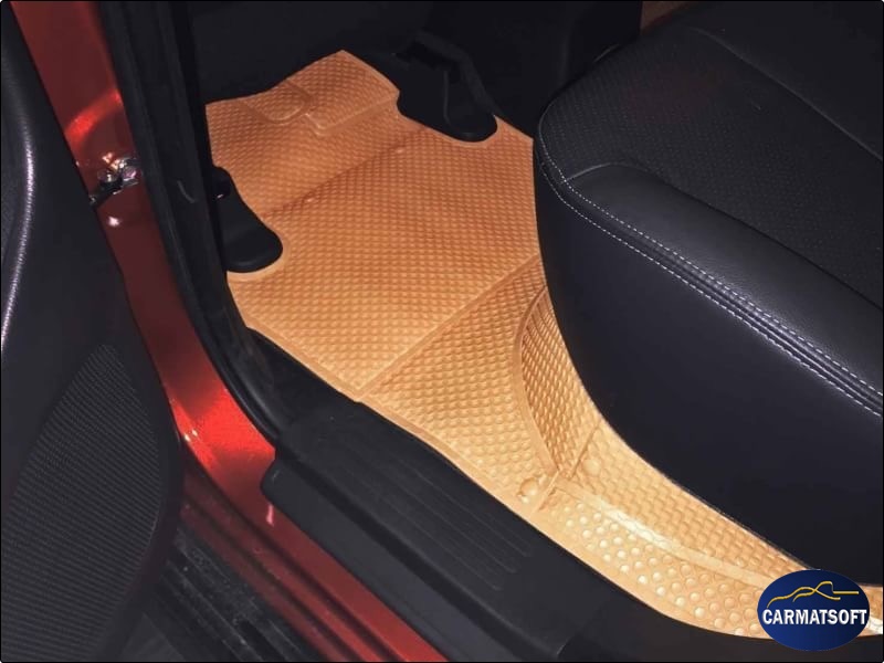 พรมกระดุมเม็ดเล็กรีดขอบ TRITON 4D 2019 สีชามัวร์ เข้ารูป เต็มคัน