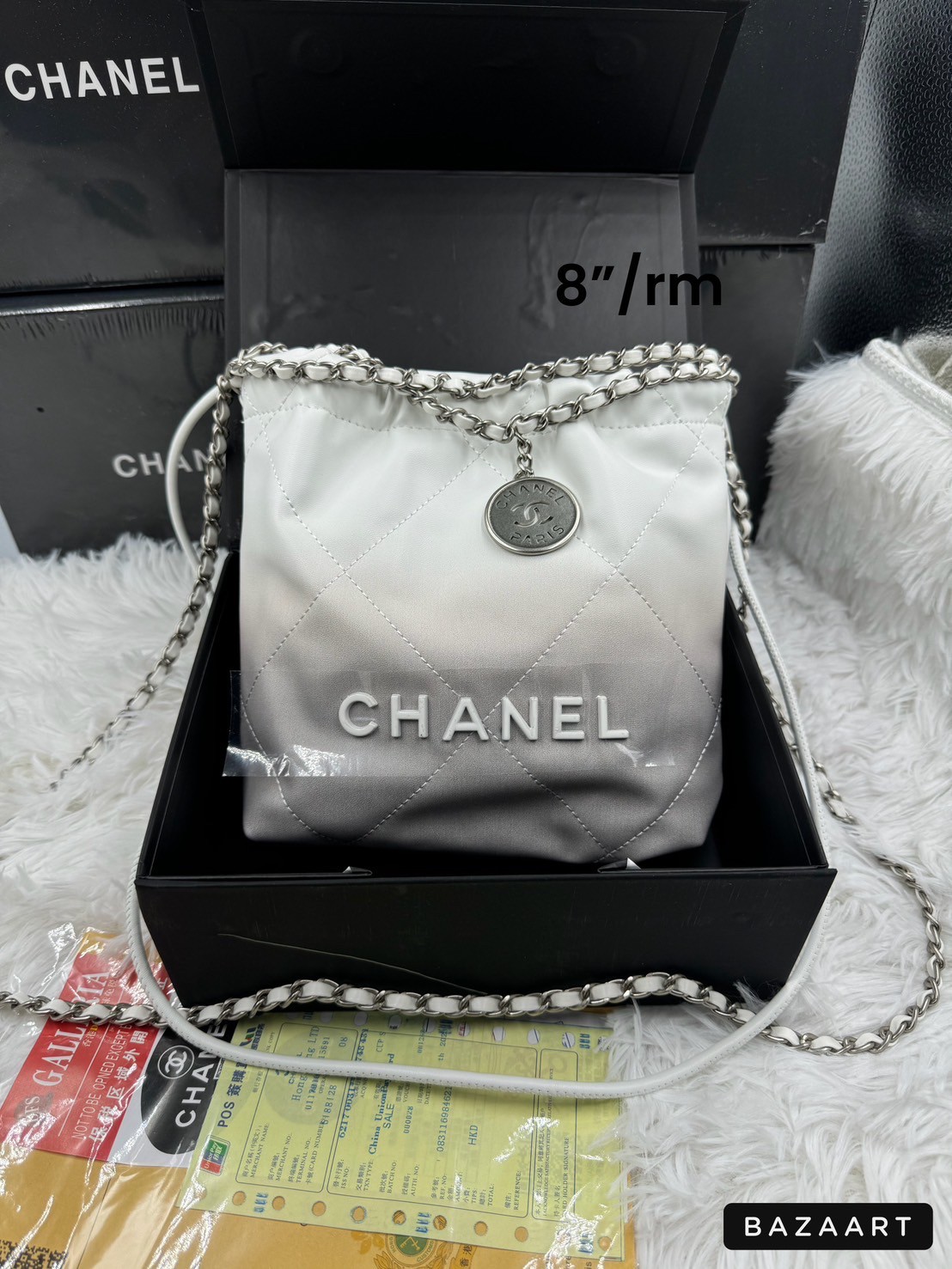 CHANEL 22 Mini Handbag Patent Gradient & Lacquered Metal White / SS22 Logo CC shopping tote กระเป๋าทรงโท้ทไล่สี รุ่นใหม่ มีเสน่ห์ดูดี ดูแพงที่สุด เกรดไฮเอน 1:1