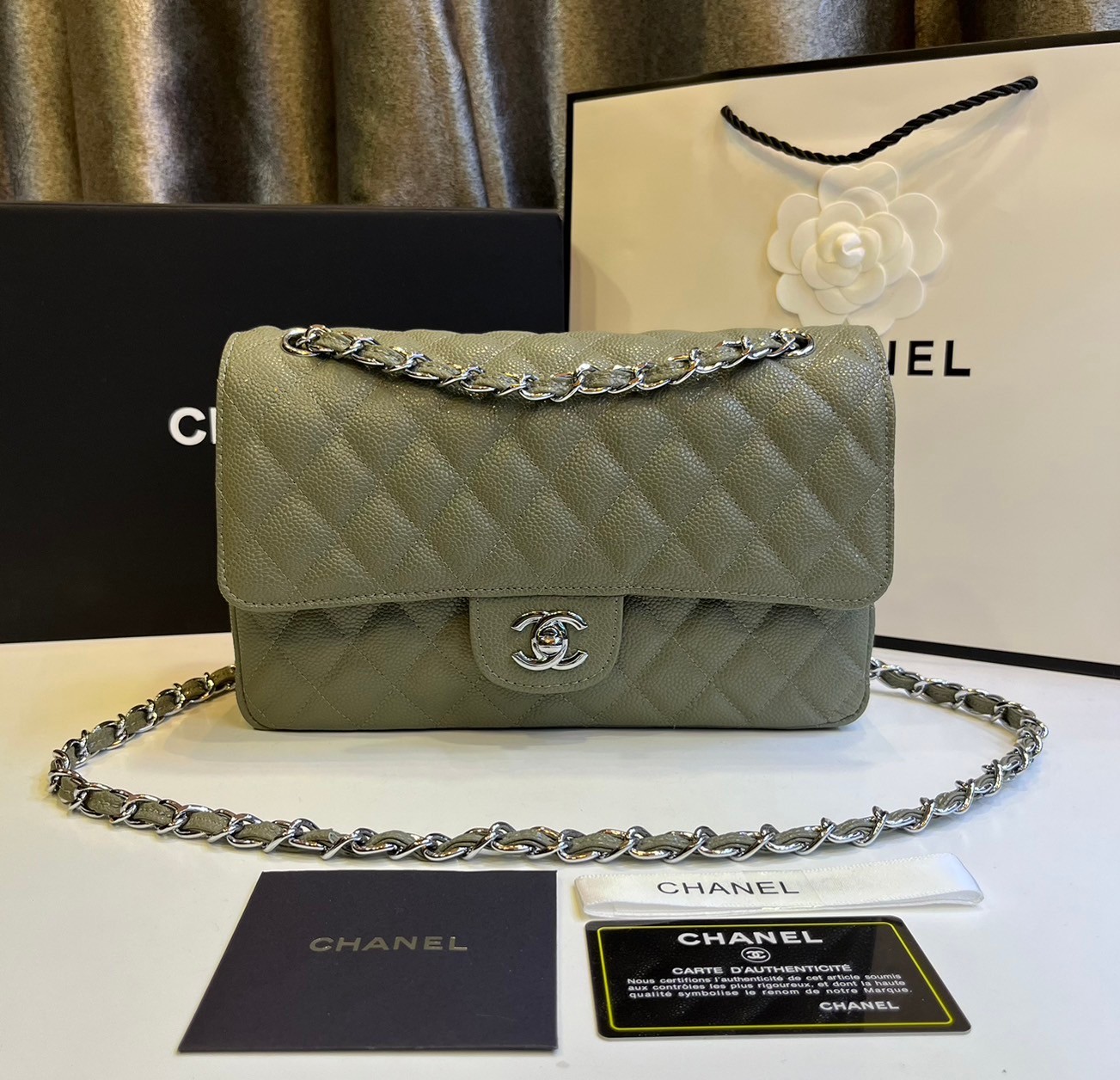 พร้อมส่งโทนพาสเทล CHANEL Classic in Pastel 25cm กระเป๋าสะพายรุ่นยอดนิยมเรียบหรู เกรดออริ 1:1 ใช้งานต่างประเทศได้ ภาพถ่ายจากงานขายจริง