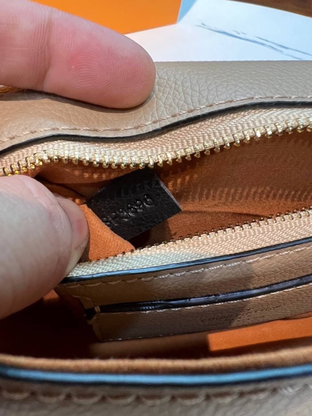 VIP 】หนังแท้ Louis Vuitton Crossbody & Shoulder Bag พร้อมส่งที่ไทย 4 สี