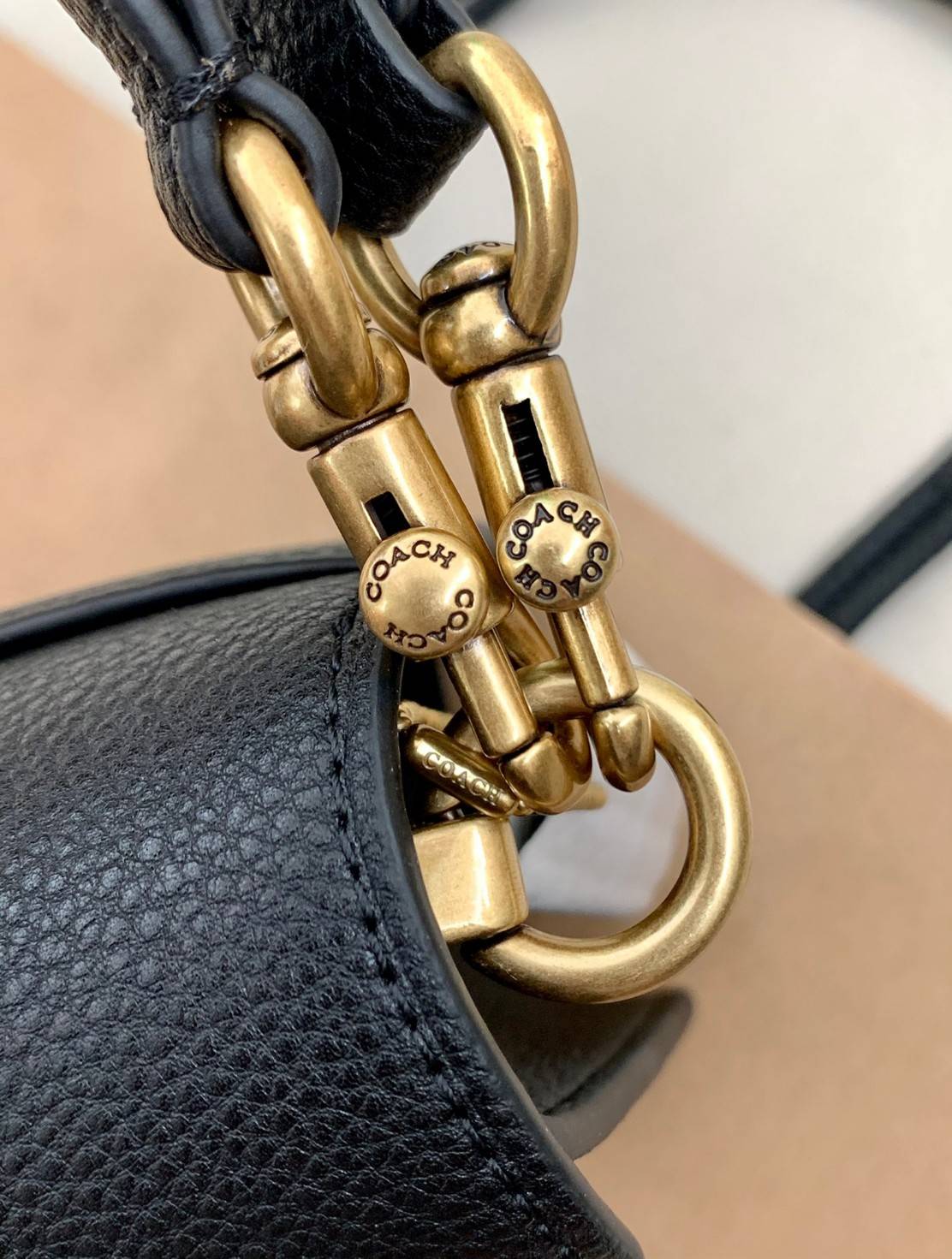 COACH TABBY SHOULDER BAG 26 ((73995)) พร้อมส่งที่ไทยอีกครั้งค่ะ ห้ามพลาด ✔️กระเป๋าหิ้ว//คล้องไหล่//สะพายข้างได้ สุดคุ้ม! หนังแท้อย่างดี ลายหนังสวยนิ่มมือมากค่ะ