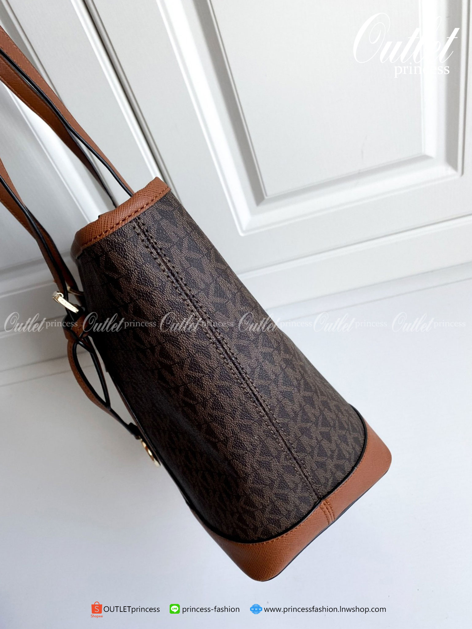 ของแท้ 100% MICHEAL KORS TOTE BAG ของแท้ กระเป๋าสะพายทรง SHOPPING BAG