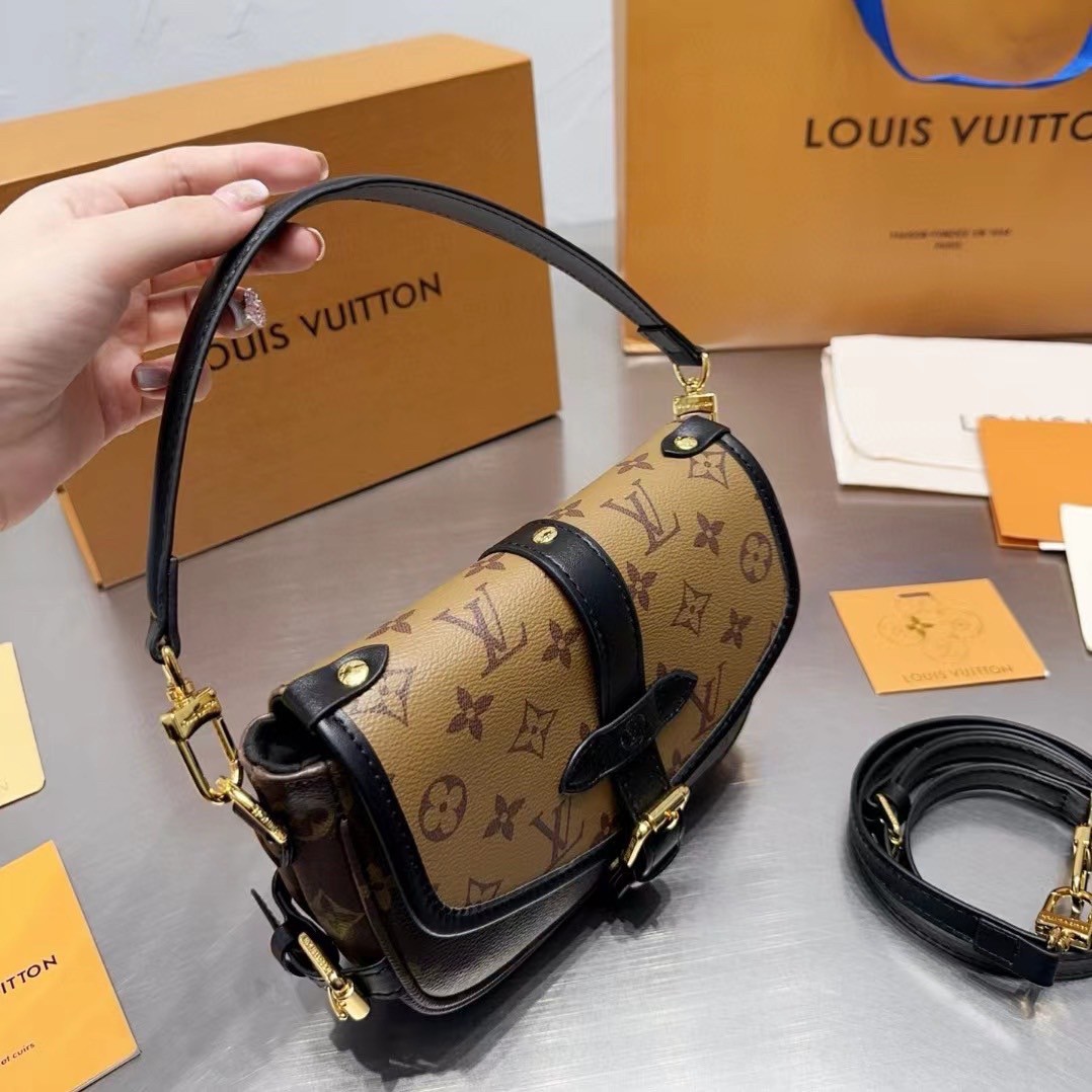 LV Saumur BB 7" / LV Bag พร้อมส่ง กระเป๋าสะพายลายโมโนแกรม หยิบใช้ได้ทุกวัน ทุกโอกาส สวยคุ้มเกินราคา งานปั้มสวยเป๊ะปังตามรูป