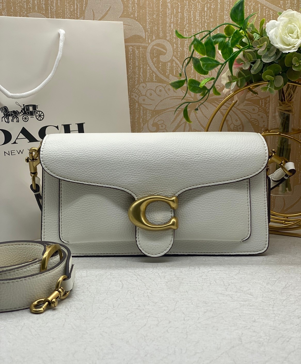 COACH TABBY CROSSBODY WRISTLET 26cm สีใหม่ล่าสุด ต้อนรับสงกรานต์นี้ รุ่นนี้ต้องเข้าแล้ว พกพาได้ตลอดวันเลย