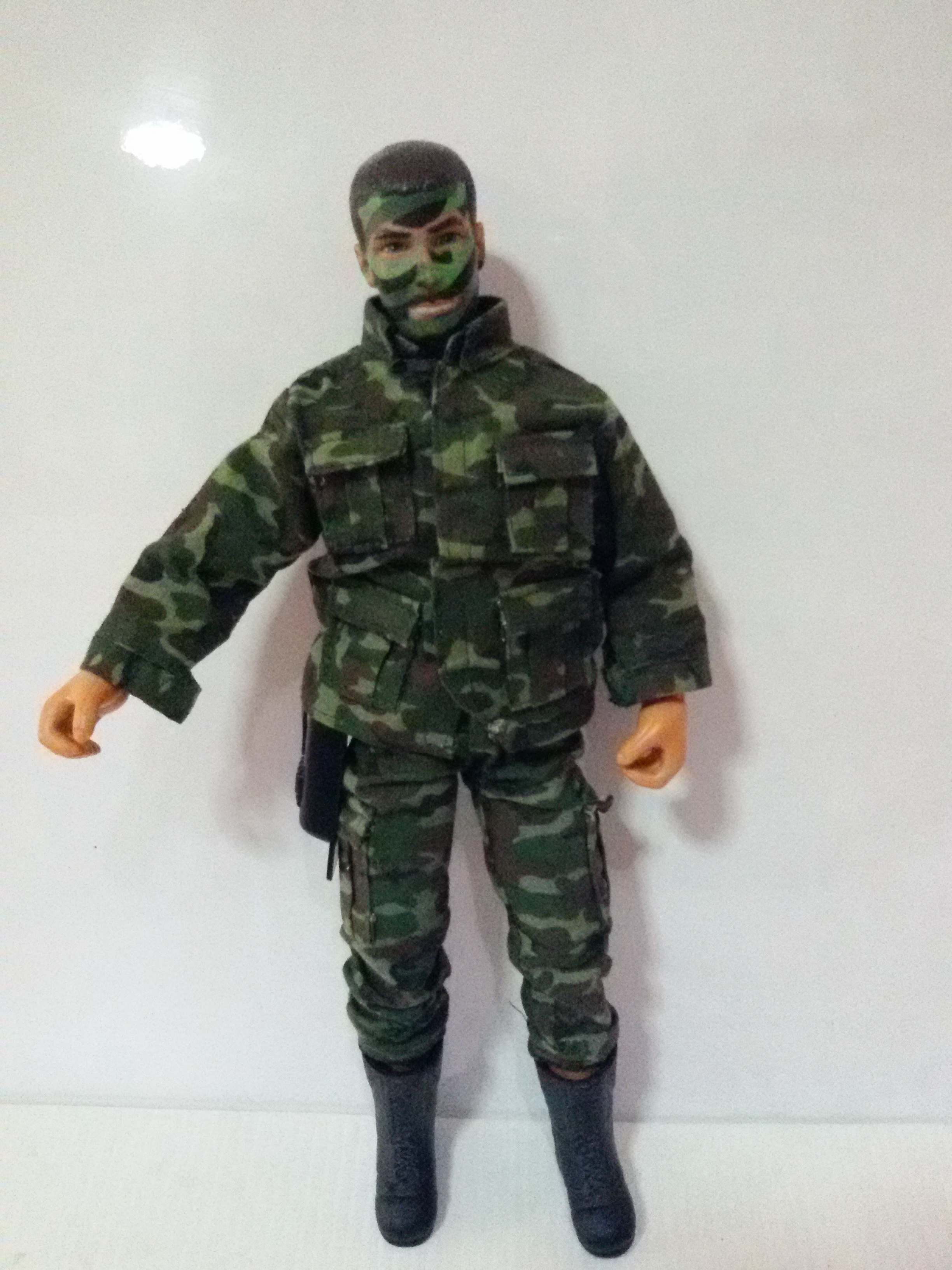 Hasbro G.I.Joe action figure 12" with painted face ตูีกตาทหารจีไอโจมือสองสภาพดีค่ะ