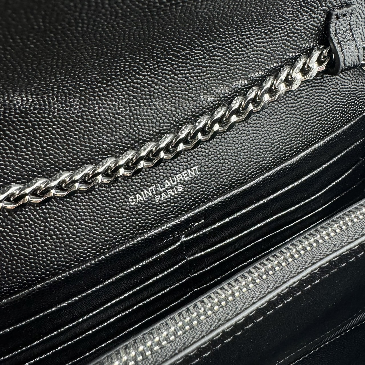 YSL Woc 9 Wallet on chain / YSL Clutch Bag 9" กระเป๋าสะพายรุ่นยอดนิยม เกรดหนังคาเวียร์สวยเต็มใบ เกรดออริ 1:1 ใช้งานต่างประเทศได้