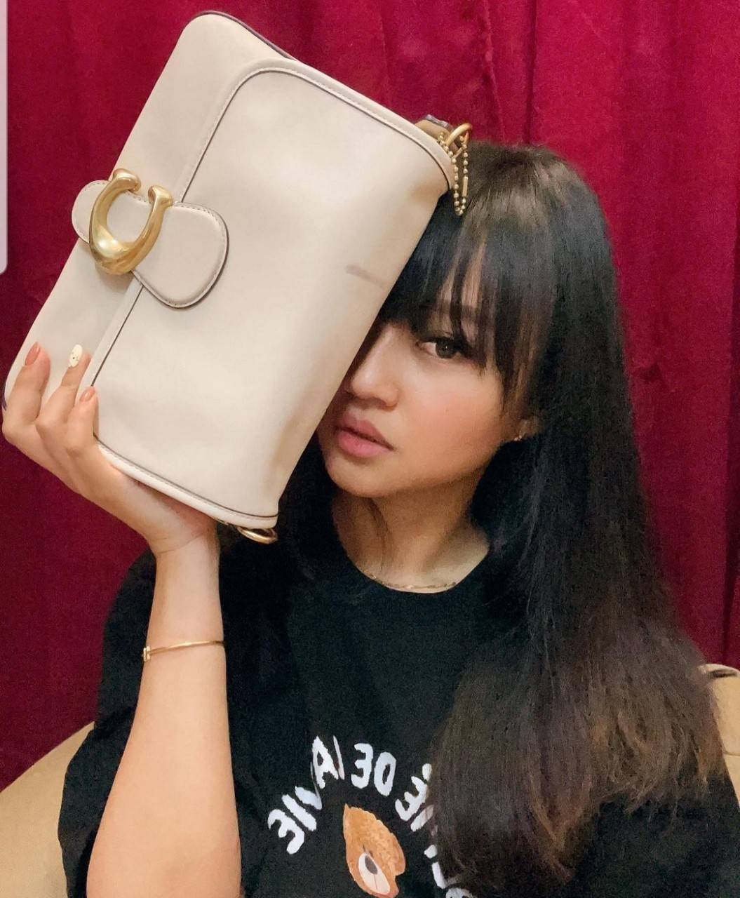 COACH SOFT TABBY SHOULDER BAG (C4823//C5261) กระเป๋าถือ กระเป๋าสะพาย ที่ใครๆก็เข้าถึงได้ หรูหรา คลาสสิค ลุคเรียบร้อย แต่ความสวยไม่น้อย! ดาเมจความลุคผู้ดีรุนแรงมาก!!เกินต้าน!!// วัสดุหนังแท้ทั้งใบ หนังเรียบ หนังนิ่มมากๆ อยู่ทรงสวยมากๆด้วย// ด้านในโล่งกว้าง