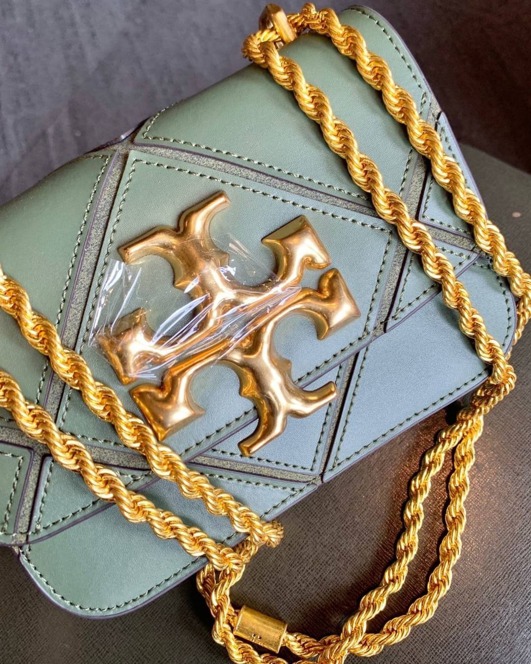 TORY BURCH ELEANOR SMALL SHOULDER BAG / Tory Burch Eleanor quilted shoulder bag น้องเล็ก หรู ดูแพง ลุคไหนๆ ใบนี้เอาอยู่เลยค่าา! Best seller ใครยังไม่มีติดตัว รอบนี้จัดเลยค่าา