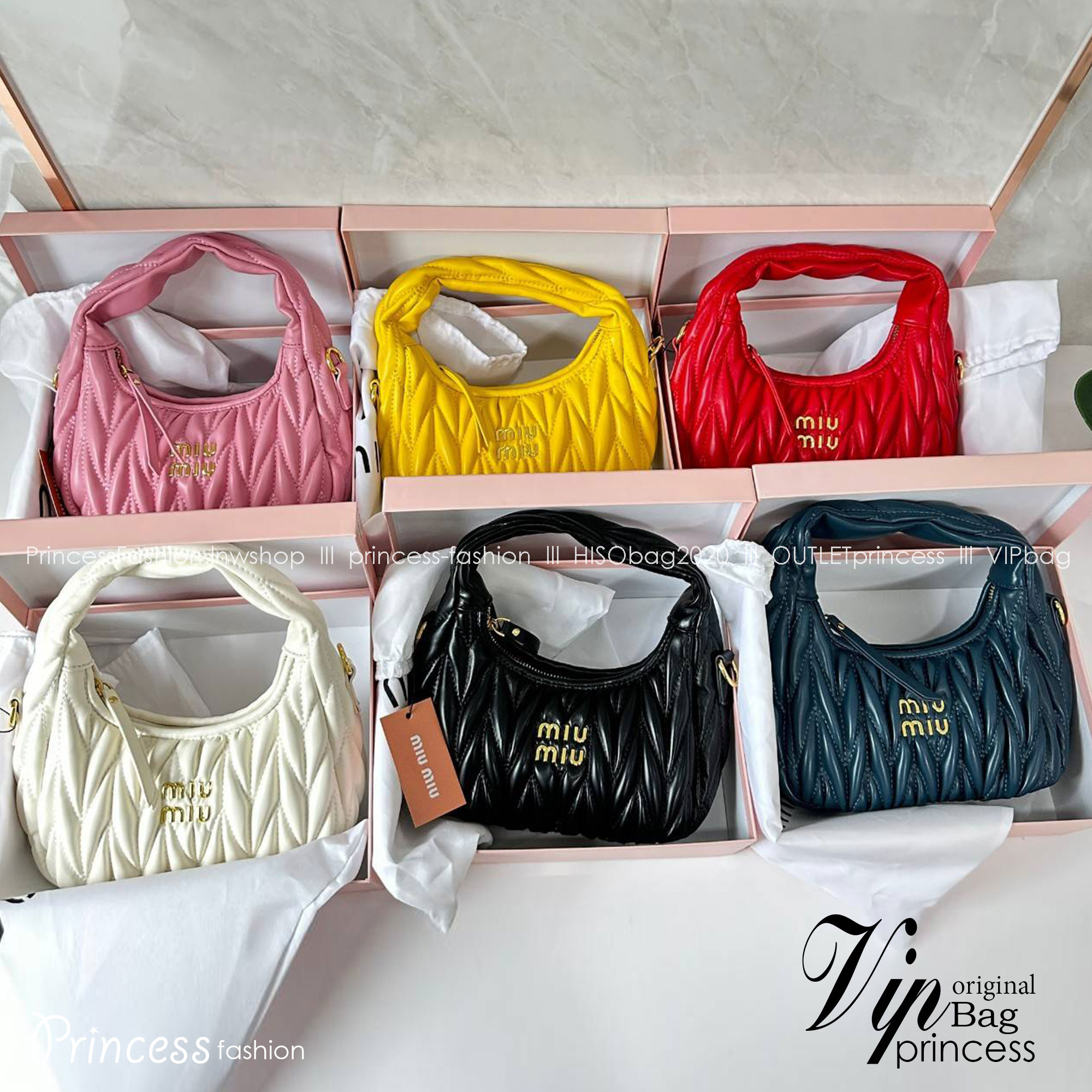 MIU MIU WANDER MATELASSÉ MINI HOBO BAG กระเป๋าถือ/กระเป๋าสะพายข้าง แบรนด์ดังจากอิตาลี ด้วยเอกลักษณ์ความโดดเด่น