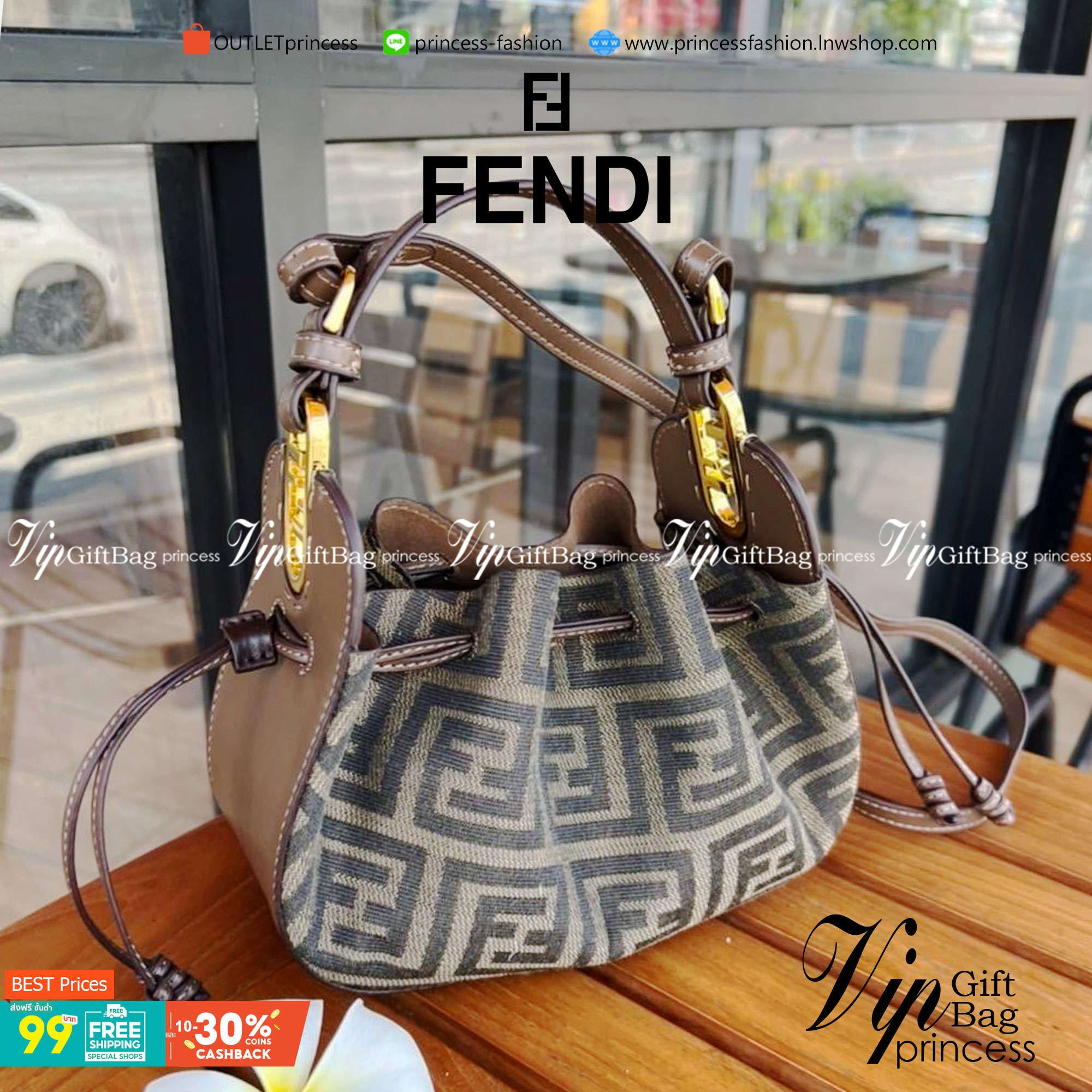 Fendi Pomodorino Brown FF Fabric Mini Bag กระเป๋าถือหรือสะพายไหล่ วัสดุผ้าโพลีเอสเตอร์ ลายแบรนด์ ผสมหนังวัวแท้ เปิดปิดด้วยเชือกรูด ทรงน่ารัก กะทัดรัด น้ำหนักเบา ใส่โทรศัพท์ i-phone+ ได้ สวยหรูลูกคุณหนูที่สุดเลยค่าใบนี้