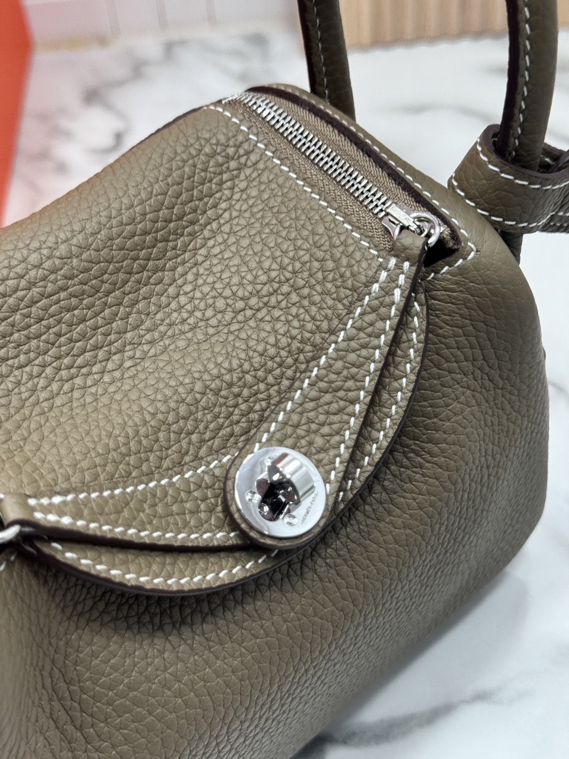 ORI หนังแท้ | HERMES lindy 19cm กระเป๋าสะพาย นิยามความหรูหราระดับมาสเตอร์พีช 🤍 สินค้าเกรดออริจินอล หนังแท้